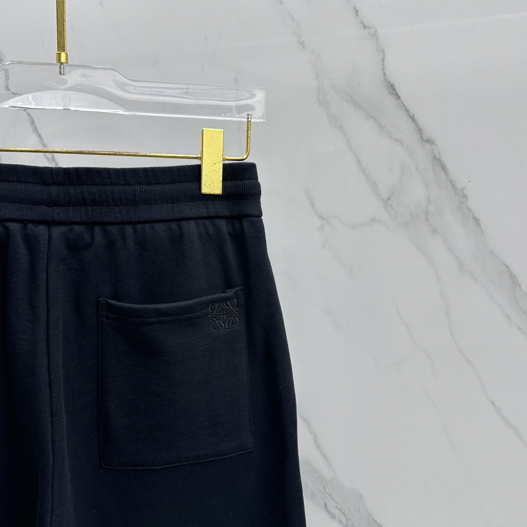 🆕LOEWE罗意威 26ss春夏专供新款休闲裤短裤  高端版本！螺纹理面料纯棉 透气舒适度高，不粘腻，版