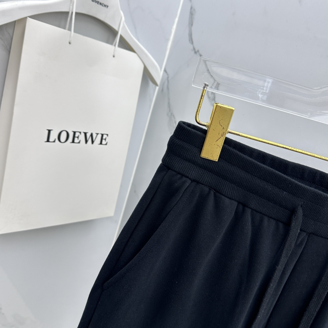 🆕LOEWE罗意威 26ss春夏专供新款休闲裤短裤  高端版本！螺纹理面料纯棉 透气舒适度高，不粘腻，版