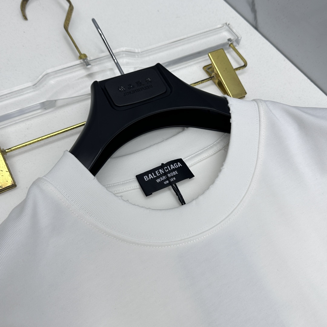 ￼  🆕Balenciaga巴黎世家 新款首发专柜最新款短袖圆领T恤 高端订制 胸前logo刺绣个性 高