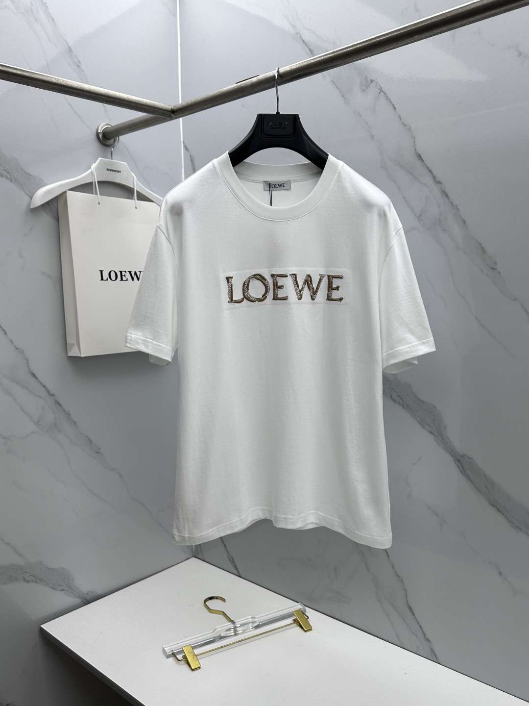 🆕LOEWE罗意威 26新款首发专柜最新款短袖圆领T恤 高端订制 胸前logo字母刺绣精美 高定面料.手