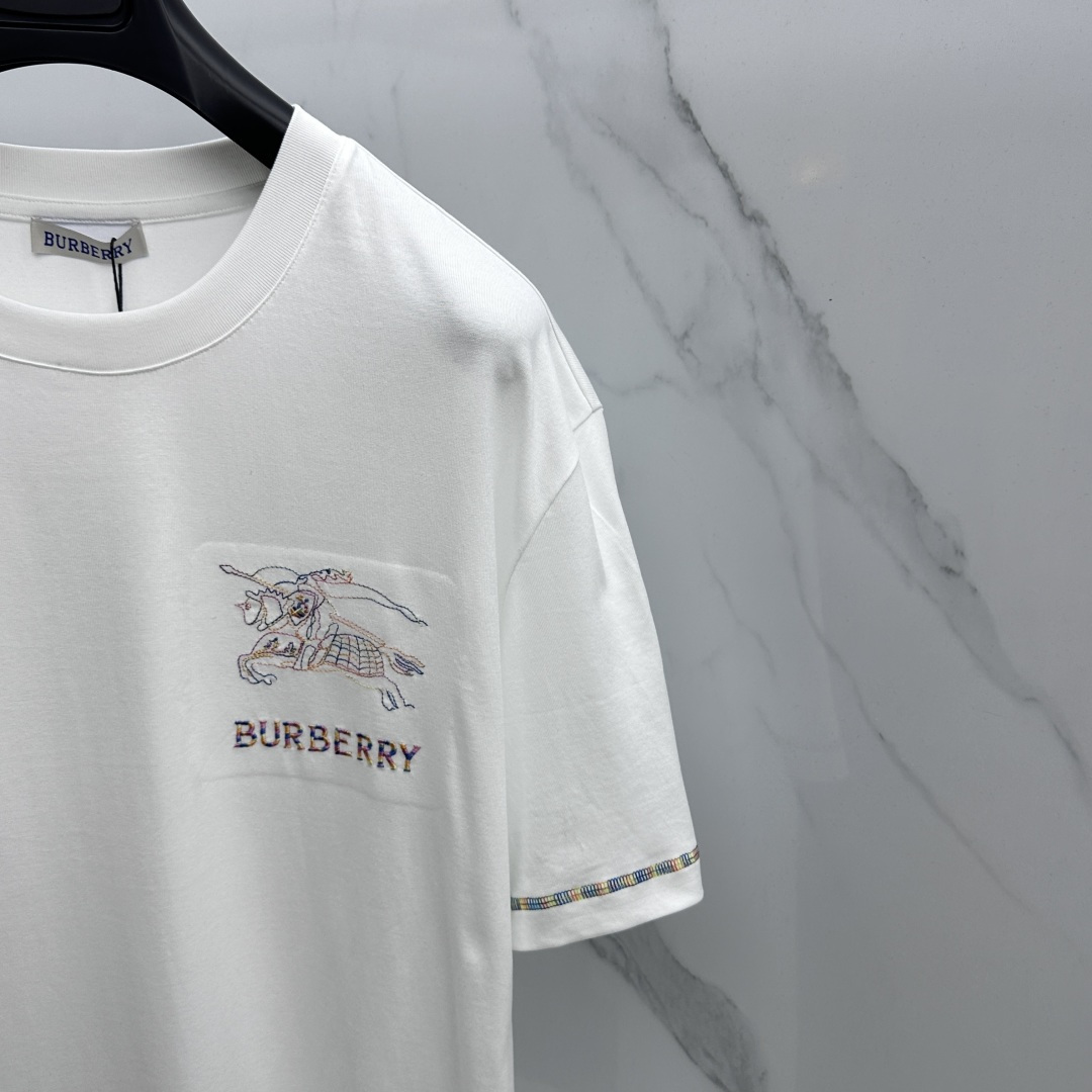 🆕Burberry巴宝莉 26新款首发专柜最新款短袖圆领T恤 高端订制 胸前骑士logo字母刺绣精美 高