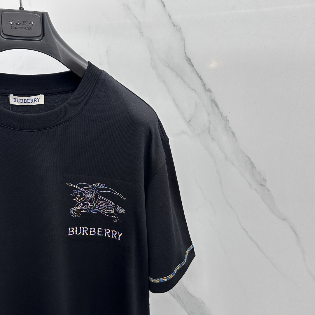 🆕Burberry巴宝莉 26新款首发专柜最新款短袖圆领T恤 高端订制 胸前骑士logo字母刺绣精美 高