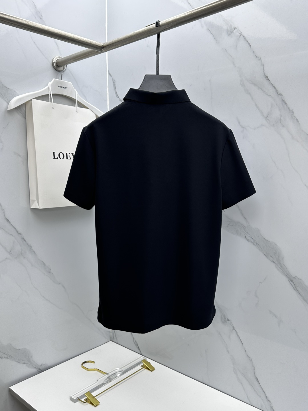 🆕Burberry巴宝莉 高端货商务 白领 单位人士必入单品！ 休闲商务翻领短袖，科技面料，体感非常棒，