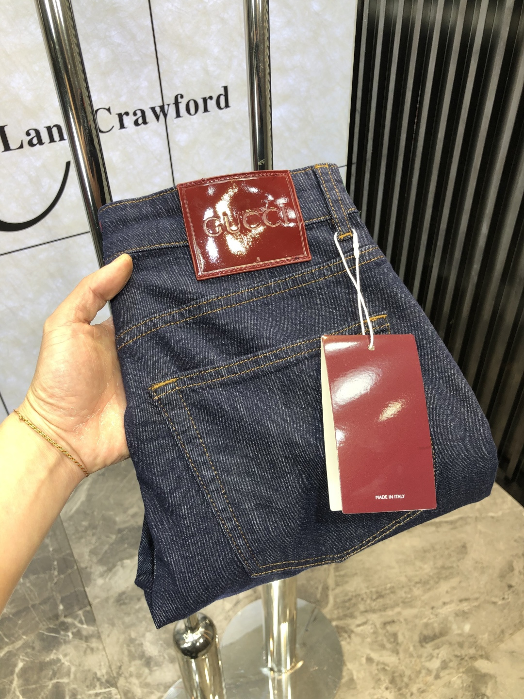 NO:116700,.Gucci. High-end customization, 25ss early spring latest original jeans are released simultaneously on the counter. Original custom reproduction. Customer-supplied hardware and accessories. Original quality. 6 imported denim fabric heavy-working washing. Fine workmanship and excellent upper body!  Preferred single product FSIZE:29-38, gucci, jeans, alexander wang19860909.Gucci.高端定制、25ss早春最新款原牛仔裤 柜台同步发售 原版定制复刻 客供五金辅料 原单品质 6进口牛仔面料重工洗水 做工走线精细 上身绝佳！优选单品FSIZE:29-38,,gucci,jeans,alexander wang,Men's clothing