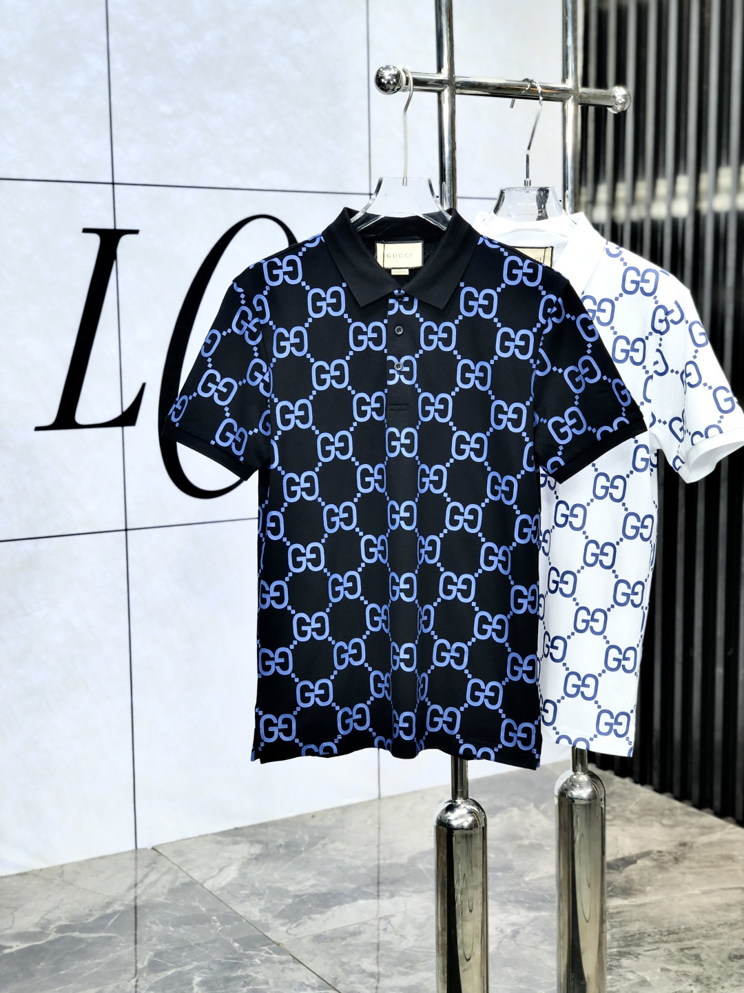 NO:135455,.Gucci.2025 spring and summer new polo collar short-sleeved series. Selected top-grade mercerized bead floor cotton fabrics, complete with three standards!  Fashionable brand elements logo design, the top body style is excellent, the fabric is delicate, comfortable and breathable, and it is super good-looking and stylish, and it is a must-have for fashionable men!  Size M-3XL.m wear/130, gucci, T-shirt, alexander wang19860909.Gucci.2025春夏新款polo领短袖系列.精选顶级丝光珠地棉面料,三标齐全！时尚大牌元素logo工艺设计,k上身版型超赞,面料细腻舒适透气,随意搭配都超级好看时尚型男必备款哦！尺码M-3XL.m穿/130,,gucci,T-shirt,alexander wang,Men's clothing