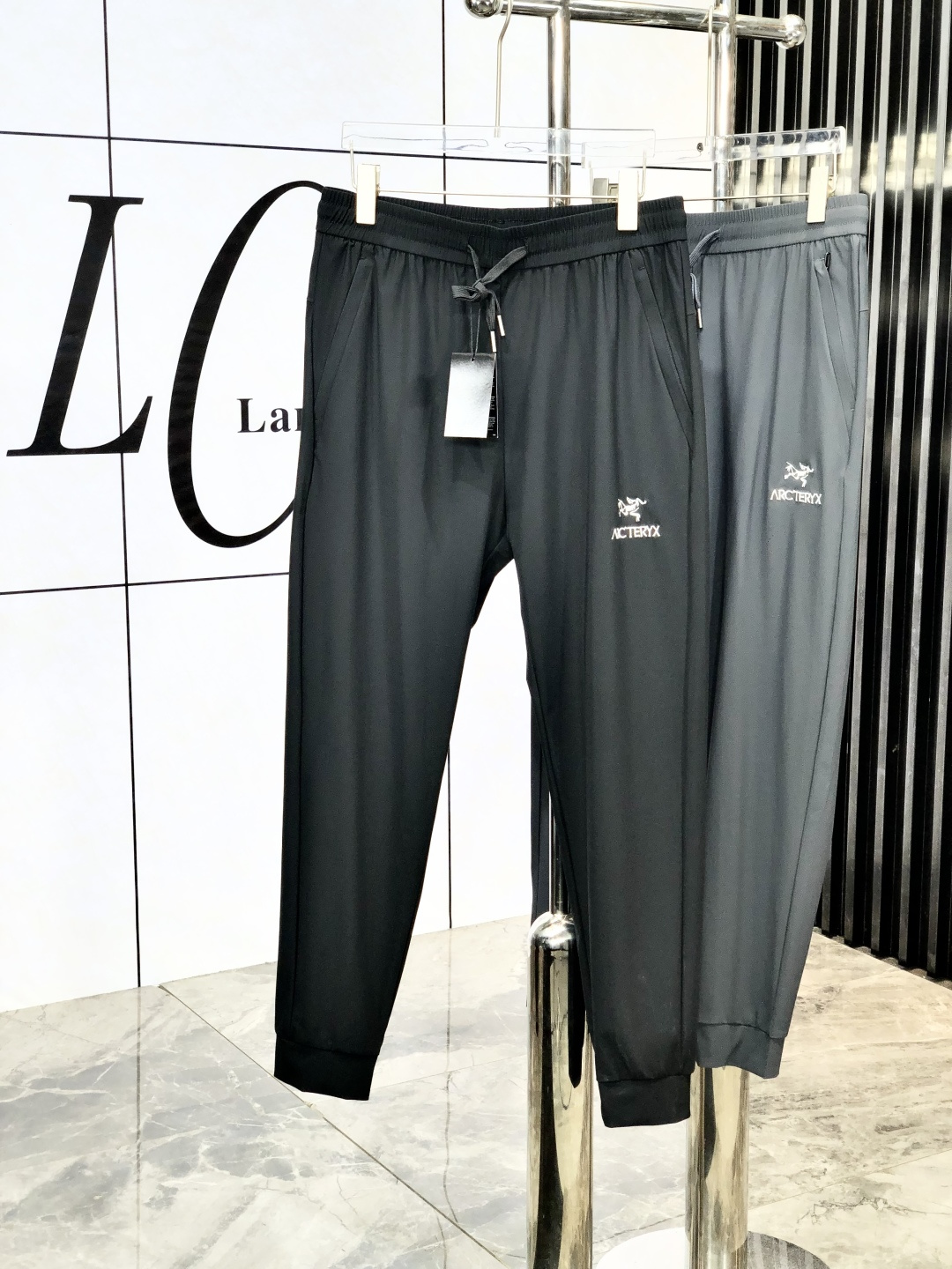 NO:133966,.Architecture bird; high-end quality 25ss spring and summer new men's fashionable casual pants High-quality custom original fabric, high-quality custom hardware accessories Special touch of skin, 8 super texture Comfortable soft and breathable Casual style Size L-4xL.L wear 28.29,arc'teryx,alexander wang19860909.始祖鸟；高端品质 25ss春夏新款男士时尚休闲裤 高品质定制原版面料、高品质定制五金配件 皮肤特别手感、8超级质感 舒适柔软透气 休闲版型 尺码L-4xL.L穿28.29,arc'teryx,alexander wang,Men's clothing