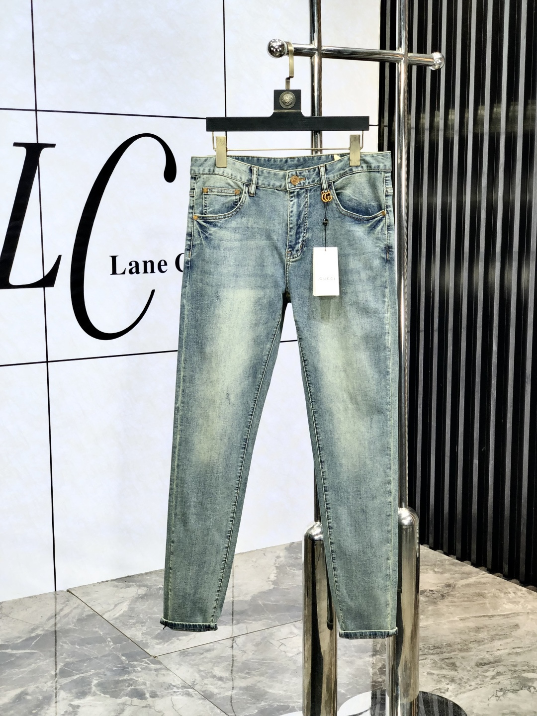 NO:151991,Gucci.'s official counter is released simultaneously, 2025SS spring and summer new men's casual jeans, original single quality, custom-made original denim fabric for counter, logo pattern design, original hardware and accessories for b trousers, three-dimensional and clear, realistic effect, c super trendy personality, fashionable and stylish upper body!  Trendy men's must-have items, 28-38, gucci, jeans, alexander wang19860909Gucci.官网专柜同步发售,2025SS春夏新品男士休闲牛仔裤,原单品质,专柜定制原版牛仔面料,logo图案设计,b裤身原版五金辅料装饰,立体清晰,效果逼真,c超级潮流个性,上身时尚有型！潮男必备单品 码数28-38,,gucci,jeans,alexander wang,Men's clothing