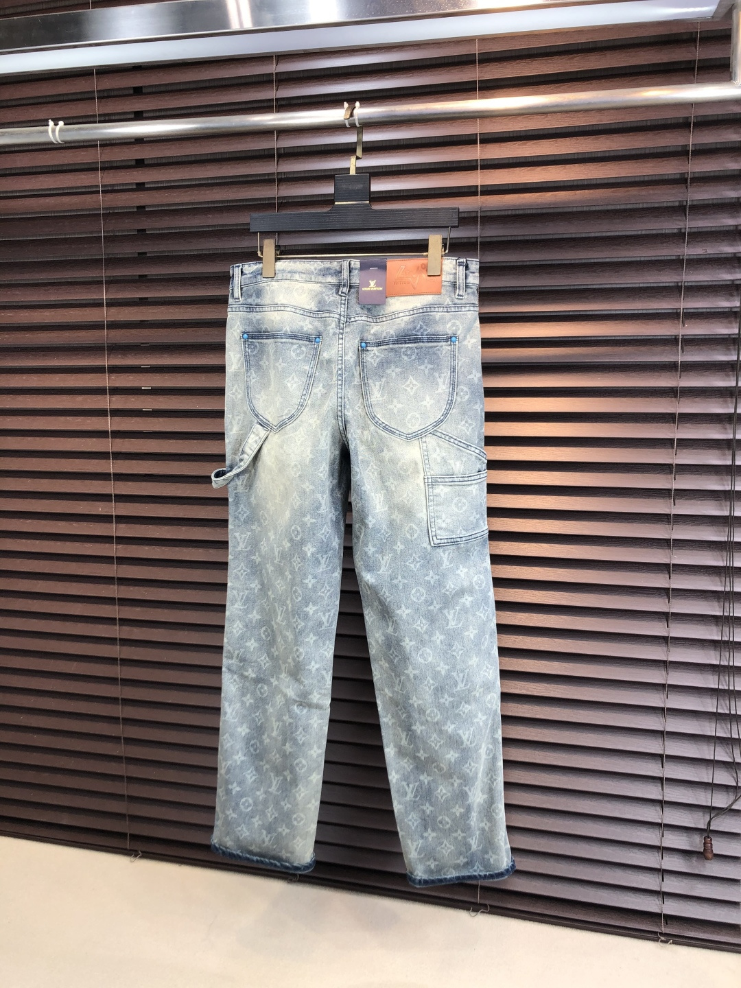 Alternative view of Louis Vuitton Jeans 11599