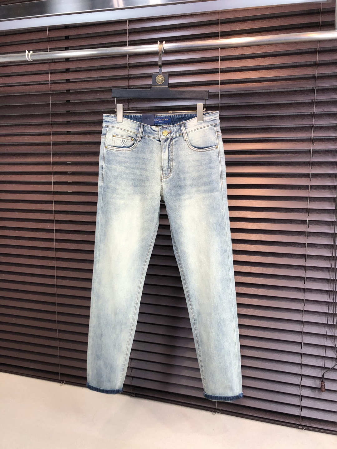 Alternative view of Louis Vuitton Jeans 11600