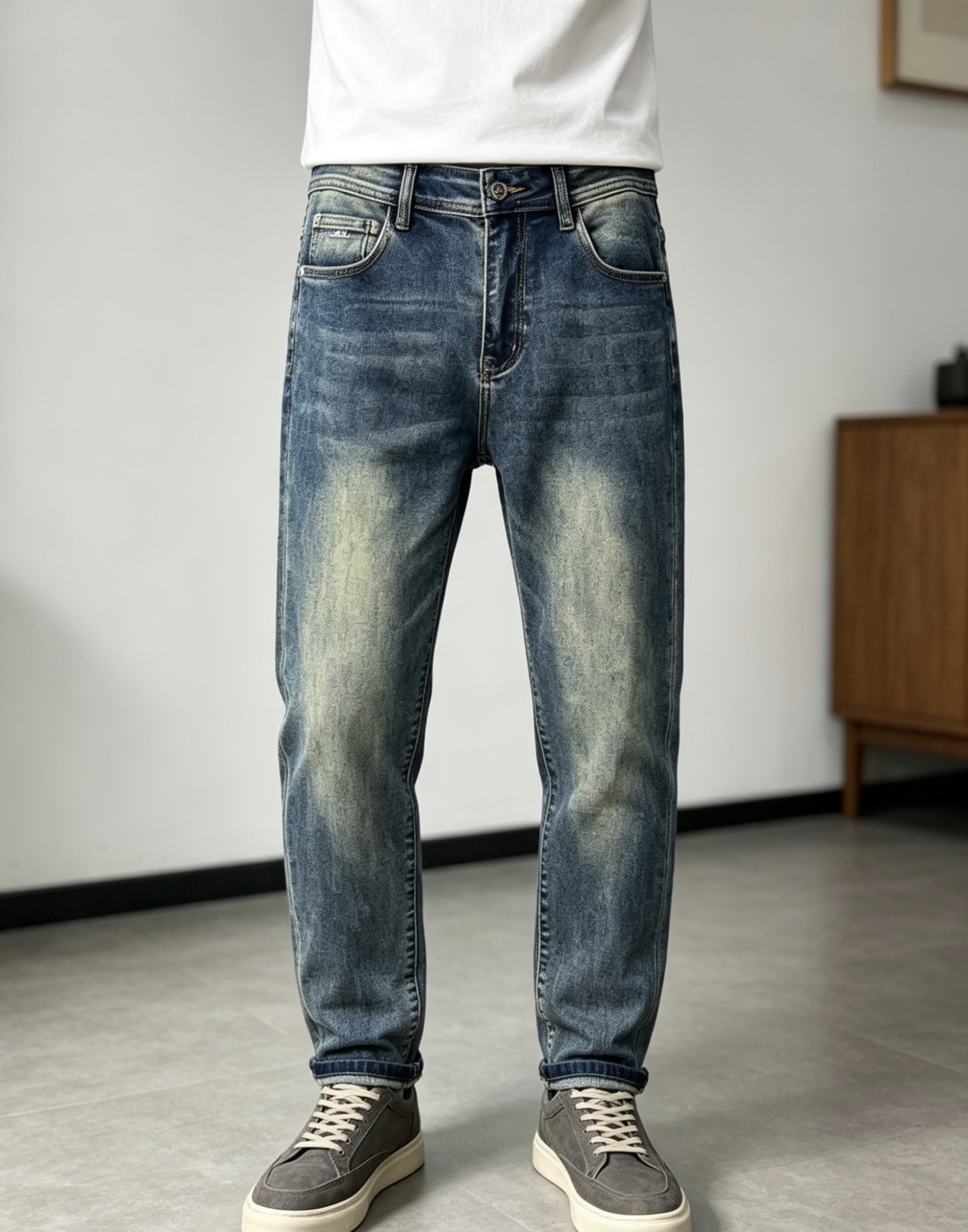 NO:827027,.LP. Official website counter is on sale simultaneously, 2026 spring and summer new men's casual jeans, original quality, counter customized original denim fabric, logo pattern design, xhz pants body original hardware accessories decoration, three-dimensional and clear, super trendy personality, fashionable and stylish upper body!  Must-have items for trendy men in sizes 29-38, loro piana,jeans,19860909.LP.官网专柜同步发售,2026春夏新品男士休闲牛仔裤,原单品质,专柜定制原版牛仔面料,logo图案设计,xhz裤身原版五金辅料装饰,立体清晰,超级潮流个性,上身时尚有型！潮男必备单品 码数29-38,,loro piana,jeans,,Men's clothing