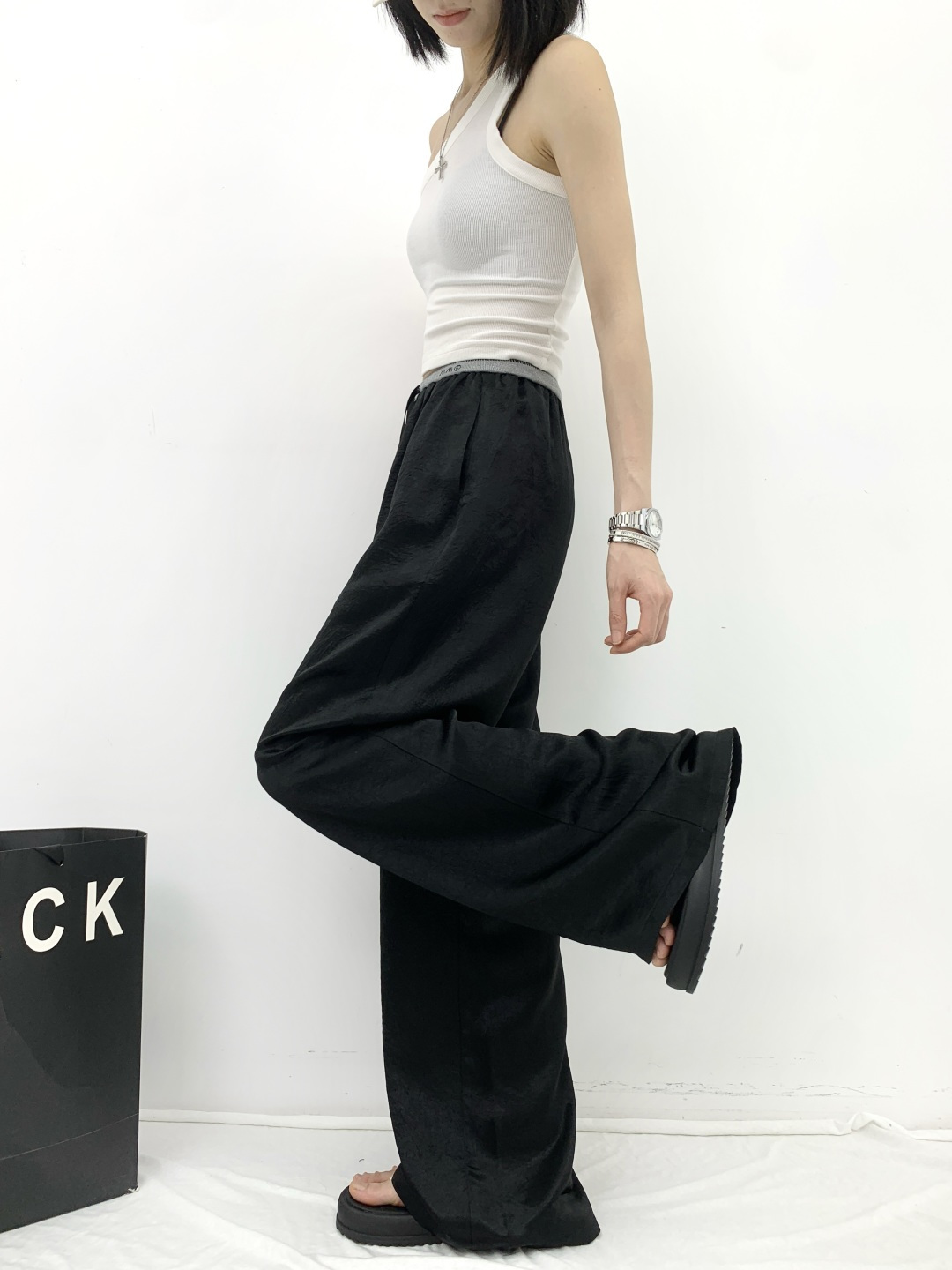 NO:874606,black upper body figure,,19860909黑色上身图,,,Women's clothing