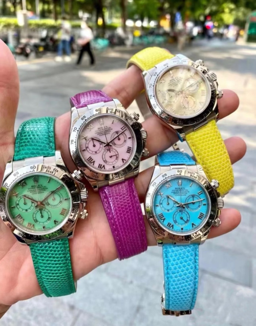 Rolex Daytona Women's Watch with Jade Chalcedony Dial and Lizard Leather Strap 1 Rolex Daytona Women's Watch with Jade Chalcedony Dial and Lizard Leather Strap