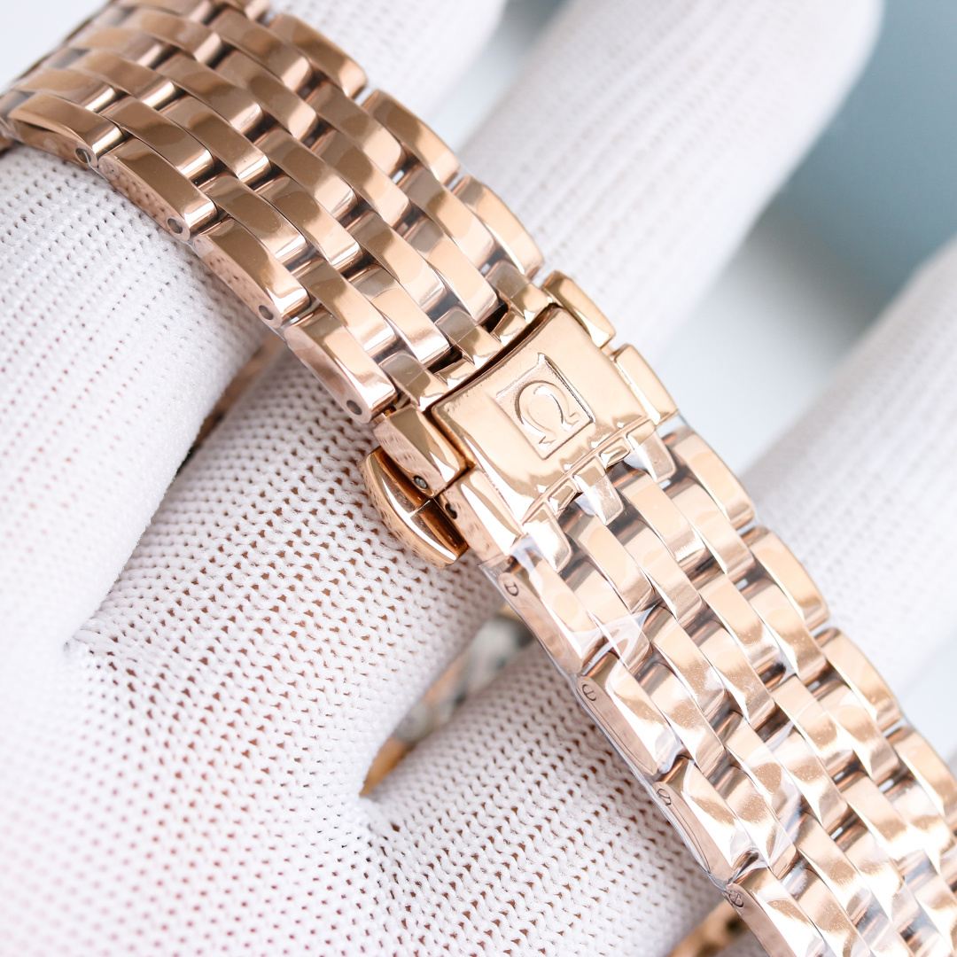 OMEGA 碟飞名典大三针系列 手动机械腕表手表 8