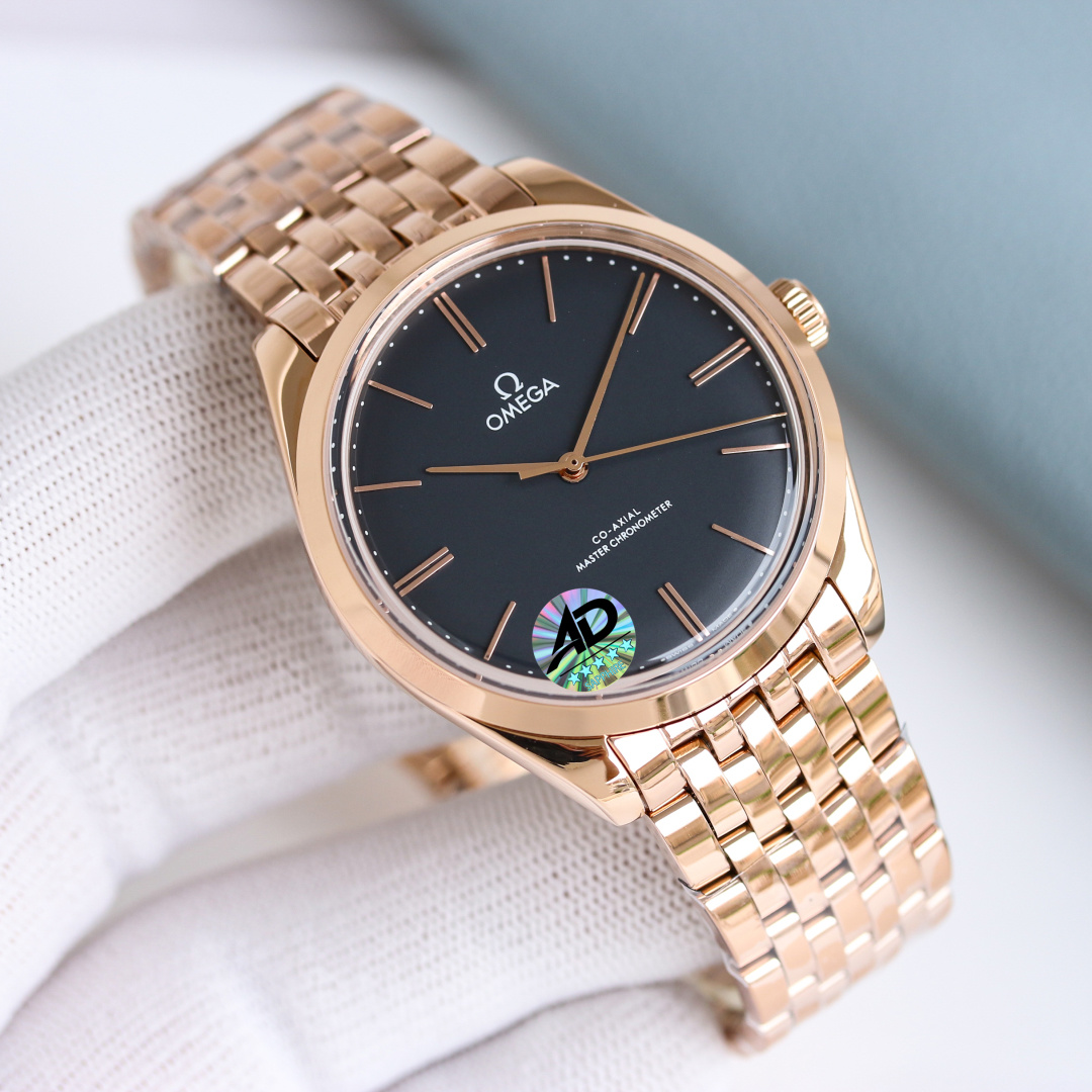 OMEGA 欧米茄碟飞名典大三针系列手动机械腕表