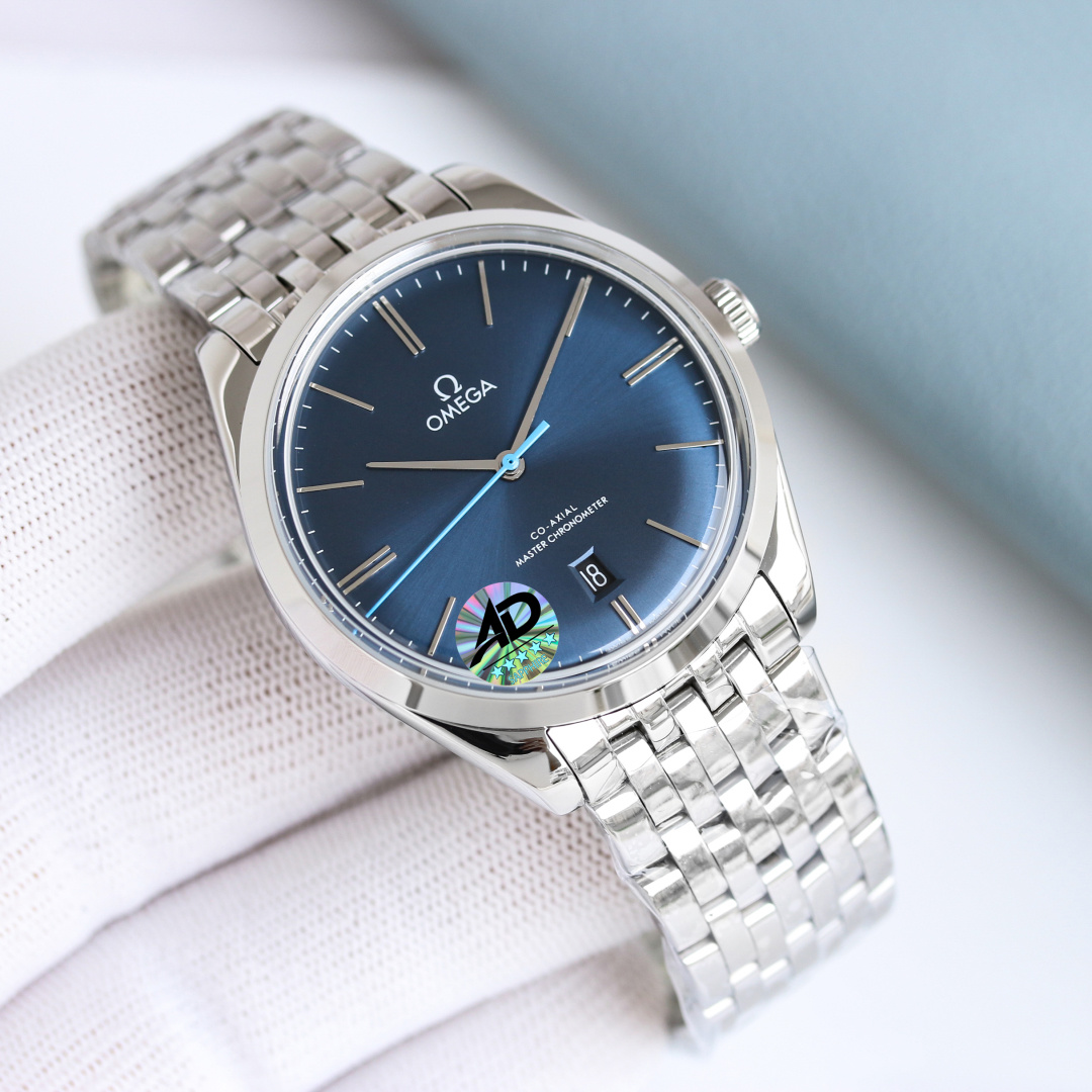 OMEGA 欧米茄碟飞名典大三针系列手动机械腕表