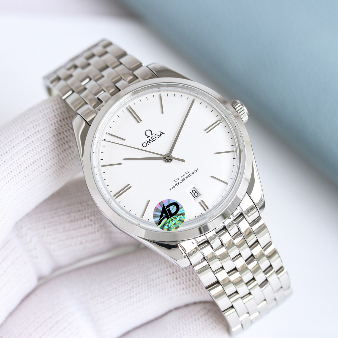 OMEGA 欧米茄碟飞名典大三针系列手动机械腕表