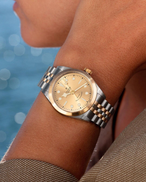 Tudor Black Bay 41mm Steel & Gold Automatic Men's Watch - Champagne Dial 1 Tudor Black Bay 41mm Steel & Gold Automatic Men's Watch - Champagne Dial