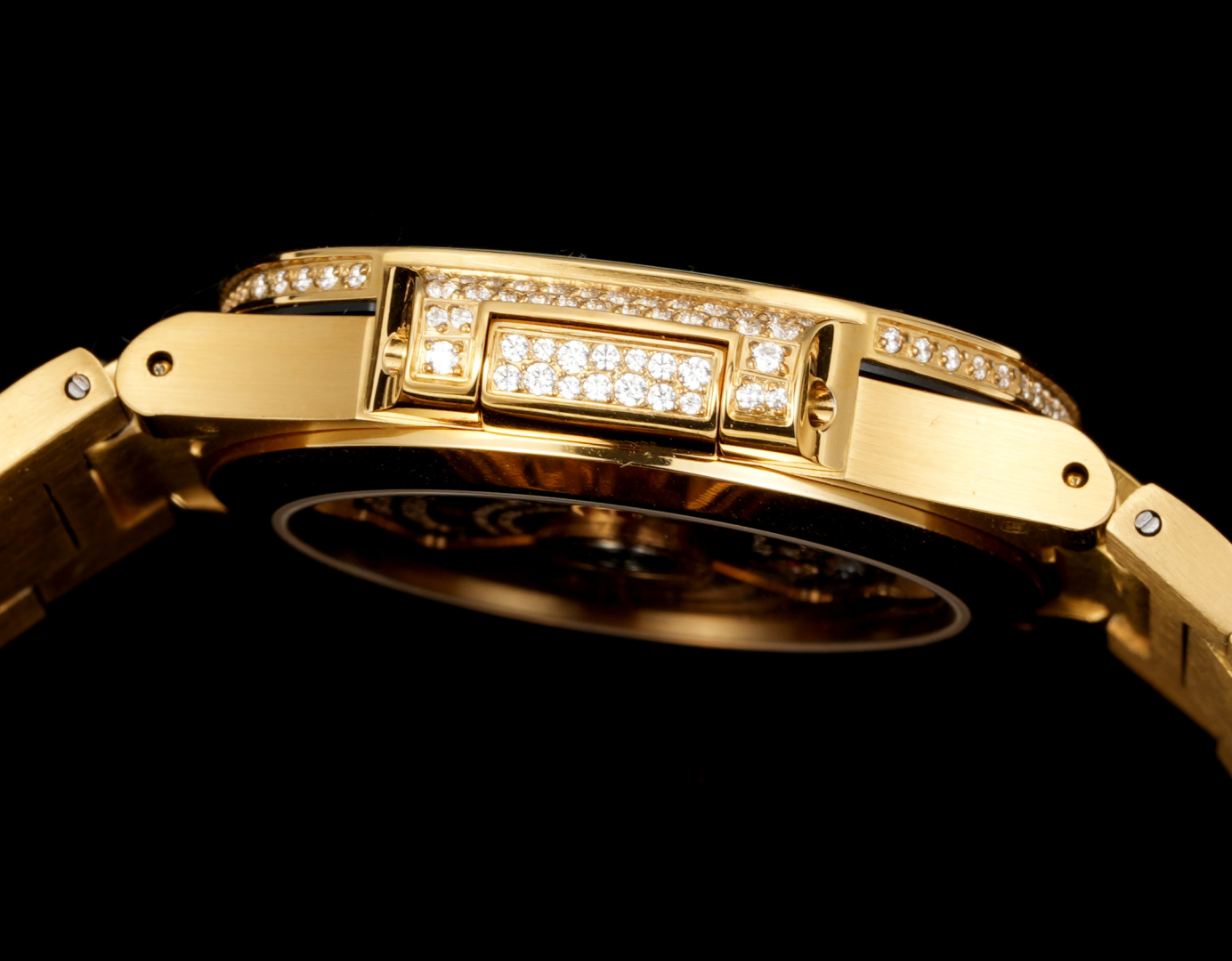 Luxurious Nautilus 7021: Customized Wristwatch with Snowflake Drills and Sapphire Crystal - 图片 6