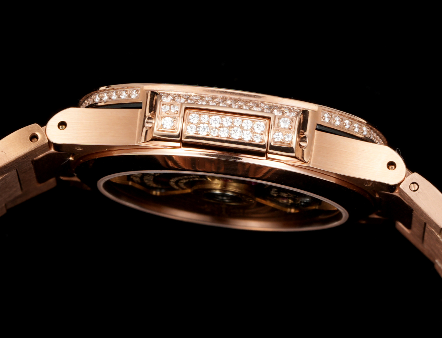 Luxurious Nautilus 7021: Customized Timepiece with Snowflake Drills and Sapphire Crystal - 图片 6