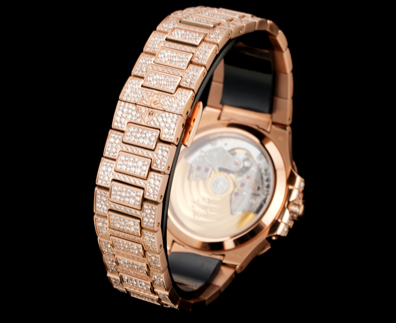 Luxurious Nautilus 7021: Customized Timepiece with Snowflake Drills and Sapphire Crystal - 图片 9