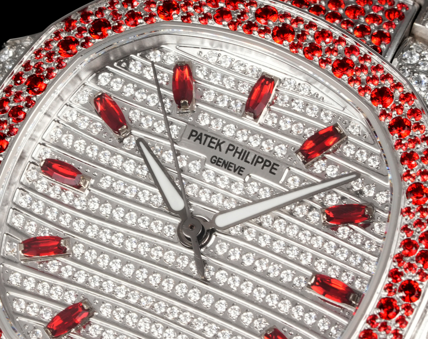Luxurious Nautilus 8050 Watch Collection with Sparkling Snowflake Drills - 图片 5