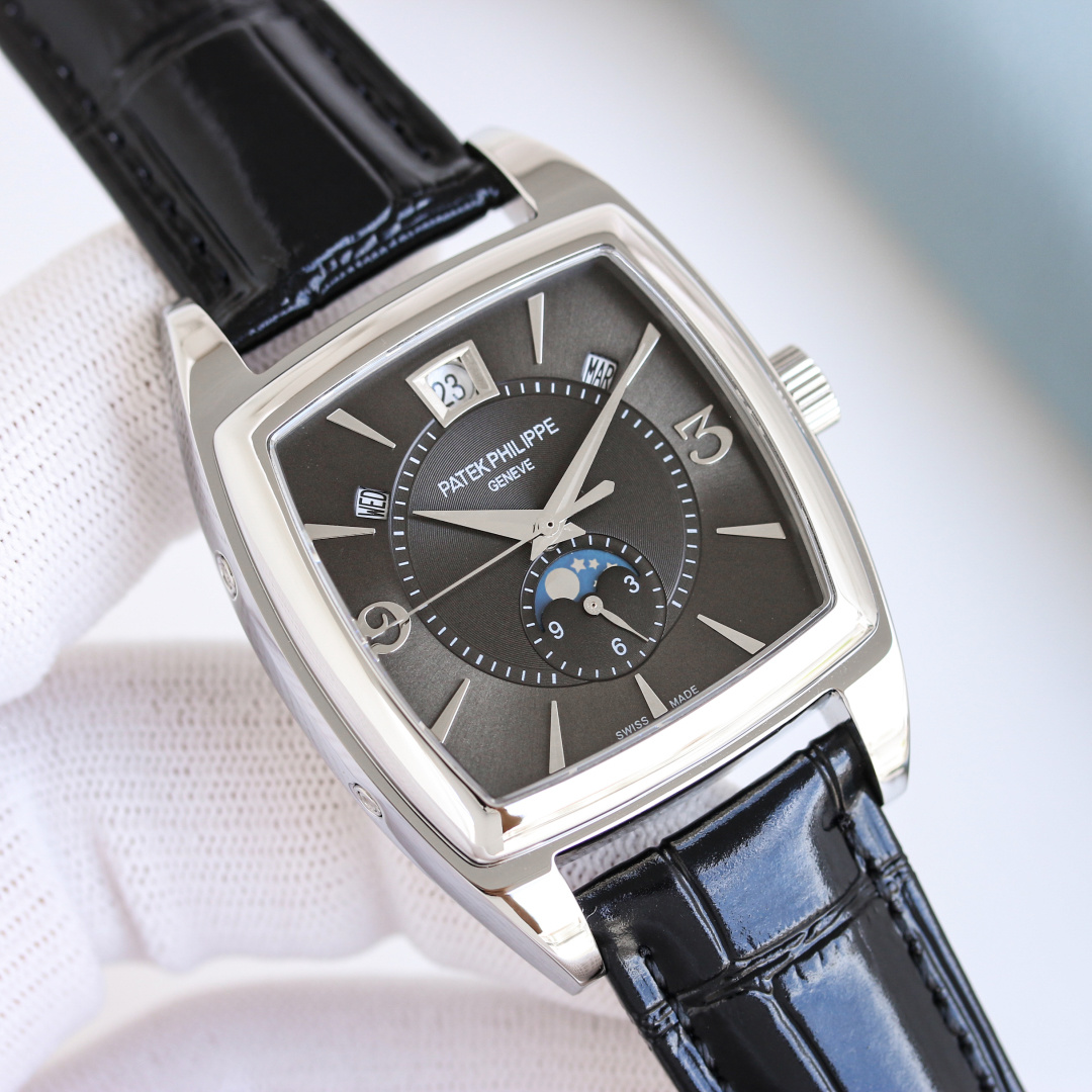 NO:532219,Gold TW Patek Philippe Complex Multifunction Series 5135G - the first Nautilus complex watch launched so far, creating a casual sports watch with super complex technology. 1 The small body panel has the following functions: 12 o'clock calendar function 10 o'clock week function 2 o'clock week function 6 o'clock 24 hours. All functions can be used normally. 2 movement uses a replica Cal. Automatic winding movement, which perfectly interprets the functions while realizing the appearance. 3 The independent watchmaker of the modification master participates in the customization of the modified dial color, giving the unique watch an interesting soul!  Craftsmanship masterpieces welcome to taste it!  ,,patek philippe19860909金 TW 百达翡丽复杂多功能系列5135G--重磅登场,迄今推出的首款Nautilus复杂腕表,以超复杂的工艺技术打造休闲运动腕表. 1小身板大能量尽揽以下功能∶12点位日历功能 10点位星期功能 2点位星期功能 6点位24小时.所有功能都可正常使用. 2机芯采用复刻版Cal.自动上链机芯,在实现外观的逼真前提下,功能一并完美诠释. 3改装大师独立制表人,倾情参与定制改装表盘颜色,给予独一无二的腕表增添有趣的灵魂！ 匠心力作 欢迎各位表友品鉴！,,patek philippe,Watch