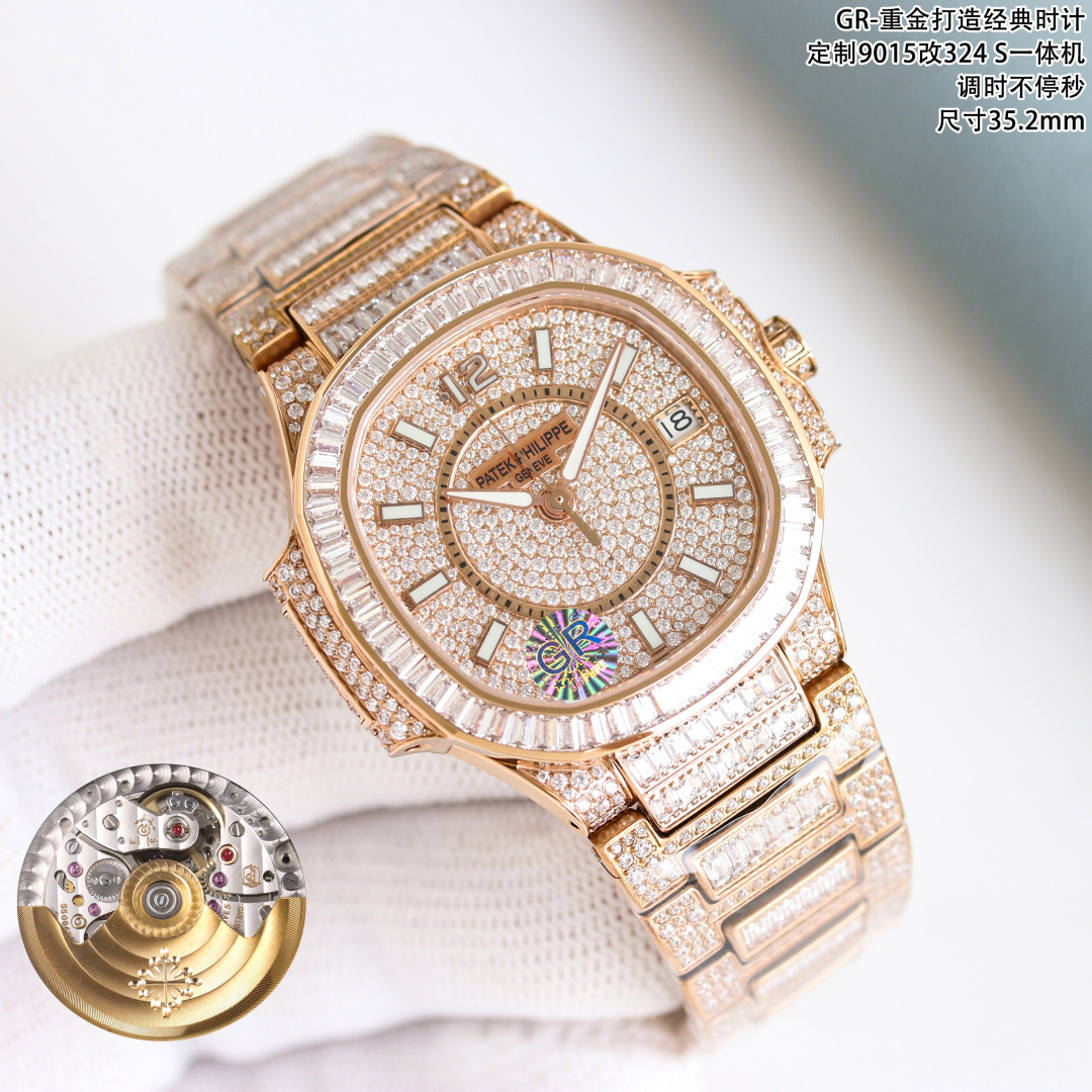 NO:602150,GR spends a lot of money to create a classic timepiece - Patek Philippe 7021 Ladies Nautilus Full Diamond T Brick Double Edition Limited Edition Arrival in small quantities, limited supply (the whole body is made of eight hearts and eight arrows natural Opal rhinestones) Comes with a customized watch box that is convenient for travel. Watch: Customized 9015 modified 324 S automatic one-piece mechanical movement, with non-stop seconds adjustment, large central second hand Dial: Inlaid with 286 irregular diamonds Case: PVD white gold and 62 long T diamonds  Waterproof coefficient 30 meters. Diameter 35.2mm Bracelet: PVD white gold inlaid with 895 irregular diamonds and 212 long T-shaped diamonds, using the rare 'irregular snowflake diamond-encrusted T-bricks' process to make the watch even more dazzling. This process requires diamonds of various sizes to be inlaid and fixed in place, hiding traces of precious metals before each diamond as much as possible. Top with Nautilus 7021 Gypsophila, which is currently considered the most luxurious women's Nautilus.  No one should be able to refuse it. Snowflake T-bricks are double-set with diamonds all over the body. Not only the dial, but also the strap are all snowflake T-bricks with double-set diamonds. In short, one word is 'flash' (white is white gold in a vacuum furnace, rose is nano-rose gold in a vacuum furnace) GR boutique, watch friends are welcome to taste it!  ,,patek philippe19860909GR重金打造经典时计——百达翡丽7021女士鹦鹉螺 满钻T砖双拼限量款 少量到货,限量供应（全身采用八心八箭天然奥宝水钻） 赠送价值旅行便捷定制手表表盒 腕表:定制9015改324 S自动一体上链机械机芯,及调时不停秒,中心大秒针 表盘:镶嵌286颗不规则钻 表壳:PVD白金及62颗长形T钻 防水系数30米.直径35.2mm 表链:PVD白金镶嵌895颗不规则钻及212颗长形T钻,采用罕见的“不规则雪花镶钻全身T砖”工艺,令腕表更添耀眼光彩,这项工艺需要将大小各异的钻镶嵌并固定到位,尽可能隐匿每颗钻之前的贵金属痕迹. 顶配鹦鹉螺7021满天星 目前算是最奢华的女款鹦鹉螺 应该没有人能拒绝了它了吧 雪花T砖双拼镶钻全身 不仅是表盘,表带都是雪花T砖双拼镶钻总之一个字“闪”（白色为真空炉内白金,玫色为真空炉内纳米玫瑰金） GR精品,欢迎表友品鉴！,,patek philippe,Watch