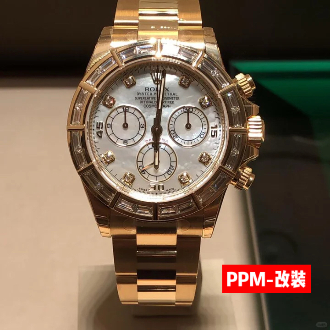 NO:619453,PPM modification, hidden bamboo diamond Daytona / using real Moissanite diamond ring mouth / built-in 4801 movement, the original movement can be used. In the long river of time, every watch carries a unique story and memory. However, when classic design meets modern creativity, when traditional craftsmanship meets the pursuit of individuality, a wonderful revolution in watch modification begins.  Watch modification is by no means a simple replacement of parts or modification of appearance, but an in-depth exploration and reinterpretation of the art of watchmaking. It is the perfect fusion of tradition and innovation, and the passionate collision of mechanical craftsmanship and fashion aesthetics. Every modification is like giving a new life to the watch, allowing it to bloom with unique brilliance as the years go by.  Our team of modification masters is composed of a group of professionals who are passionate and dedicated to the art of watches. They are proficient in every detail of the watchmaking process, from the fine adjustment of the movement to the careful design of the dial, from the material selection of the strap to the personalized customization of the bezel. They have devoted their efforts and wisdom to everything. With their superb skills and rich experience, they can turn your dream watch into reality and create a timepiece of art that is exclusive to you.  The modified watch not only has a new look in appearance, but also achieves a qualitative leap in performance and function. We use top watchmaking materials, such as luxurious carbon fiber, bright gemstones, etc., to give the watch excellent texture and durability. At the same time, through the optimization and upgrading of the movement, the accuracy and stability of the watch are improved, allowing you to enjoy the fashionable charm while also feeling the ultimate essence of watchmaking craftsmanship.  Whether it is a classic replica that pursues retro charm, or a fashion innovation that showcases modern technology; whether it is a unique customization that highlights your personal taste, or a cross-border design that incorporates multicultural elements, we can meet your every need and expectation for watch modifications. Let your watch no longer be a cookie-cutter timekeeping tool, but a fashion accessory that highlights your unique style and personality, and a focus piece that you can confidently wear on any occasion.  In this ever-changing era, let us embark on an extraordinary journey of watch modification together, reshape time with creativity and enthusiasm, and make every passing second a wonderful bloom of personality and taste.,19860909PPM改装,隐藏款竹节钻迪通拿/采用真莫桑钻圈口/内置4801机芯,可原装机芯. 在时光的长河中,每一块手表都承载着独特的故事与记忆.然而,当经典的设计遇上现代的创意,当传统的工艺邂逅个性的追求,一场关于手表改装的奇妙变革就此拉开帷幕. 手表改装,绝非简单的零件替换或外观修饰,而是一场对制表艺术的深度探索与重新演绎.它是传统与创新的完美融合,是机械工艺与时尚美学的激情碰撞.每一次改装,都如同赋予了手表新的生命,让它在岁月的流转中绽放出独一无二的光彩. 我们的改装大师团队,由一群对手表艺术充满热忱与执着的专业人士组成.他们精通制表工艺的每一个细节,从机芯的精细调校到表盘的精心设计,从表带的材质选择到表圈的个性定制,无一不倾注着他们的心血与智慧.凭借着精湛的技艺和丰富的经验,他们能够将您心中的梦想手表变为现实,打造出专属于您的时间艺术品. 改装后的手表,不仅在外观上焕然一新,更在性能与功能上实现了质的飞跃.我们选用顶级的制表材料,如奢华的碳纤维、璀璨的宝石等,为手表赋予了卓越的质感与耐久性.同时,通过对机芯的优化升级,提升了手表的精准度与稳定性,让您在享受时尚魅力的同时,也能感受到制表工艺的极致精髓. 无论是追求复古韵味的经典复刻,还是展现现代科技感的时尚创新；无论是彰显个性品味的独特定制,还是融合多元文化元素的跨界设计,我们都能满足您对手表改装的每一个需求与期待.让您的手表不再是千篇一律的计时工具,而是成为彰显您独特风格与个性魅力的时尚配饰,是您在任何场合都能自信佩戴的焦点之作. 在这个瞬息万变的时代,让我们一同踏上手表改装的非凡之旅,用创意与热情重塑时光,让每一秒的流逝都成为个性与品味的精彩绽放.,,Watch