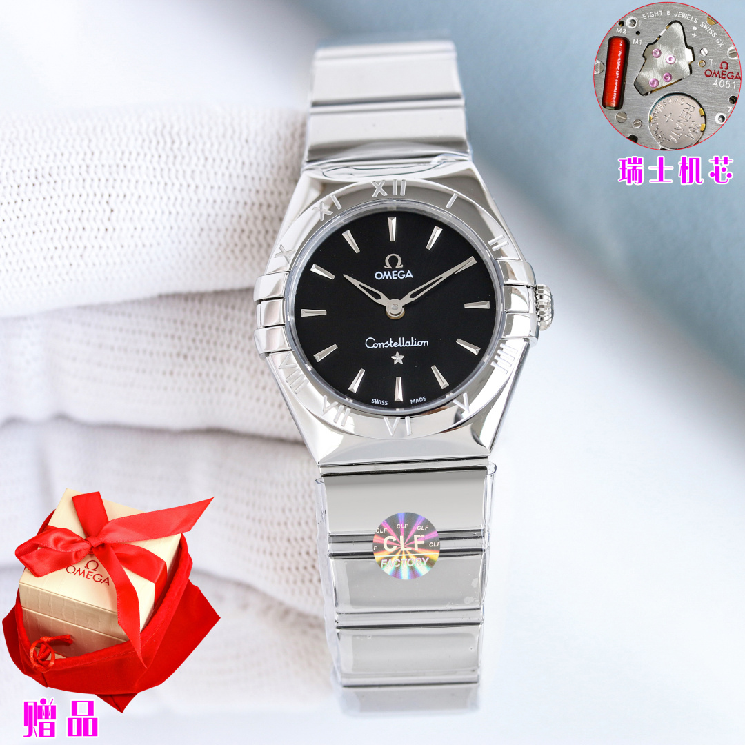 NO:641090,2026 Spring New Product CLF Produced, Omega Constellation Series 28mm Swiss Quartz Watch 1. Half-moon section, the adjusted claw details are slimmer, the case and claws are polished and chamfered to make them more natural, the case handle adopts an internal hexagonal screw-in handle, which has better waterproof performance!  2. The Roman scale on the bezel and the observatory on the bottom cover are comparable to the original version. 3. The color of the dial has been adjusted by engineers to make it appear more advanced and the style is more youthful and fashionable. 4. The bracelet adopts polishing technology and is dazzling. It is equipped with a comfortable adjustment function and is equipped with a fine-tuning butterfly buckle to fine-tune the length to ensure the comfort and convenience of wearing. 5. Equipped with an original imported Swiss movement, which is strong, stable and trouble-free, giving customers a perfect experience of accuracy and reliability.  The style is gentle and charming, and the workmanship is exquisite. The most beautiful constellation, the first choice for ladies!  ,,omega198609092026春季新品 CLF出品,欧米茄星座系列 28mm瑞士石英腕表 1.半月形切面,经过调整的抓爪细节更为纤细,表壳和抓爪经过抛光打磨和倒角处理后,融合得更加自然,表壳把管采用内六角旋入式把管,防水性能更佳！ 2.圈口罗马刻度做法及底盖天文台的还原度媲美原版 3.表盘颜色经过工程师调配的颜色,显得更加高级,风格更显年轻时尚 4.表链采用了抛光的工艺,闪耀夺目,设有舒适调节功能,搭配微调蝴蝶表扣,可微调长短,确保佩戴的舒适与便利. 5.搭载原装进口瑞士机芯,坚挺稳定无故障,给客户带来精准可靠的完美体验. 款式温婉动人,做工细腻入微 最美星座,女士首选！,,omega,Watch