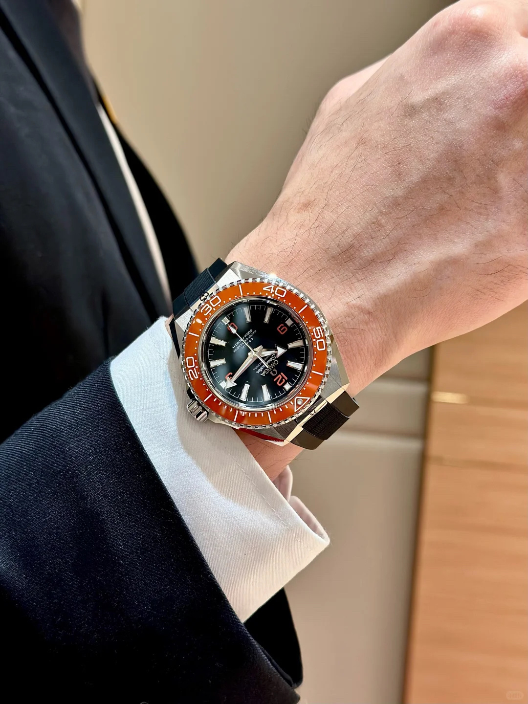 NO:727311,VS+ OMEGA’s new “Haimami” orange/black tape model is shipped!  ,19860909VS+ OMEGA全新“海马米”橙色/黑胶带款出货！,,Watch