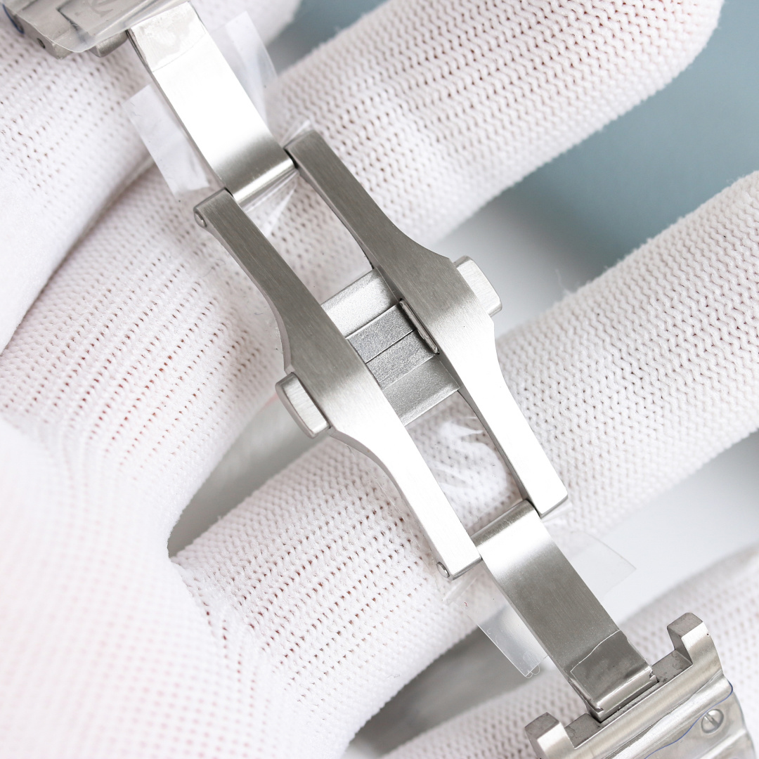 Cartier Style White Watches style reference detail image 8 from source 765653