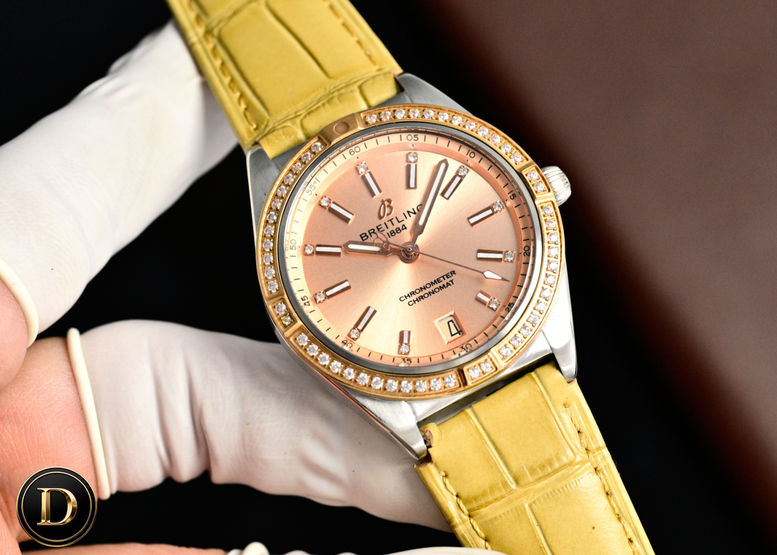 NO:741683,GTR Breitling's new model was born (launched to a new height). The new Breitling mechanical chronograph watch - Nanhai Capsule Series (chronometer Automatic 36mm) Special Edition 1. Modern retro style allows you to stand out from the crowd, break the dullness, have warmth without losing romance!  2 This elegant modern retro-inspired watch is suitable for women who want to stand out from the crowd. (It can also be worn by men. It is the thinnest unisex model on the market in the capsule series.) 3 It combines excellent performance and styling beauty, is fashionable and elegant, and is suitable for various occasions. A variety of metal cases are available, and there are also inlaid colored gemstones and diamonds, from cool stainless steel to versatile two-tone gold and even luxurious red gold, with hour markers and colorful dials. 4 Equipped with imported mechanical movement.  5 Top replica, size: 36mm, thickness 10mm. (The thinnest model, 1:1 mold opening, closest to the official website) 6 is the smart bestie model of Breitling’s latest women’s mechanical timing series.,, tom ford, breitling19860909GTR 百年灵新款横空出世（推出新高度） 全新百年灵机械计时腕表-南海胶囊系列 (chronometer Automatic 36mm)特别版 1现代复古风格让您在人群中脱颖而出,打破沉闷,有温度又不失浪漫！ 2这款优雅的现代复古灵感腕表适合想在人群脱颖而出的女士.（男士也可佩戴,胶囊系列市面最薄的中性款.） 3融合优异性能和造型美感,时尚而优雅,适合各种场合,多种金属表壳可供选择,同时也有镶嵌彩色宝石钻,从炫酷的精钢材百搭双色间金乃至豪华红金,一应俱全,时标和多姿多彩表盘. 4搭载进口机械机芯. 5顶级复刻,尺寸:36mm,厚度10mm.（最薄款,1:1开模,跟官网最接近） 6是百年灵最新女士机械计时系列的灵动闺蜜款.,,tom ford,breitling,Watch