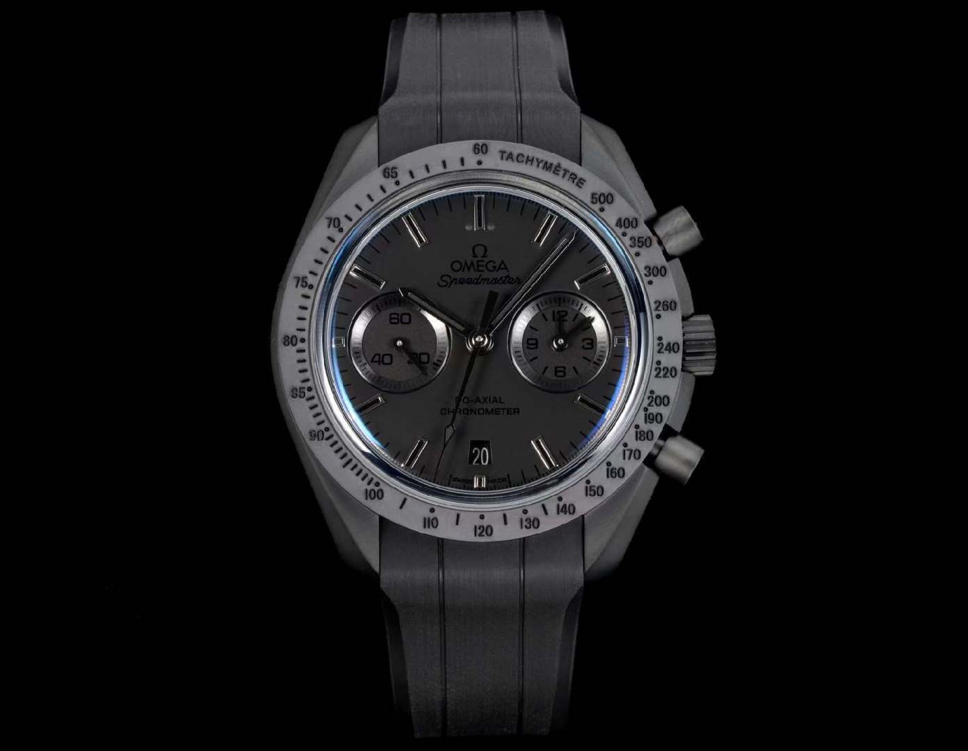 NO:858850,TVS's pioneering work, the new tape version of the Omega Speedmaster Dark Side of the Moon watch 311.92.44.51.01. 44.25mm coaxial chronograph, self-developed self-made movement with 3 o'clock dials for [12 hours] and [60 minutes] cumulative counters, all functions and appearance are built according to the original [1-1]. Movement double T black balance wheel, automatic winding  Coaxial Master Chronometer chronograph movement, the rhodium-plated surface of the movement is decorated with special Arabic-style Geneva ripples, frosted ceramic bezel, matte dark gray ceramic dial, matte black case, black strap, mirror sapphire lid glass, wear-resistant, functional date display, chronograph, omega19860909TVS先锋之作,新品胶带版欧米茄 超霸系列月之暗面腕表311.92.44.51.01. 44.25毫米同轴计时表,自主研发自制机芯3点盘为【12小时】和【60分钟】累积计时盘,所有功能及外观均按照原版【1-1】打造. 机芯双T黑摆轮,自动上链 同轴至臻天文台计时机芯,机芯镀铑表面饰有特别的阿拉伯风格日内瓦波纹 圈口磨砂陶瓷口 表盘哑光深灰陶瓷表盘 表壳磨砂黑色 表带黑胶带 镜面蓝宝石锅盖玻璃镜面 耐磨损 功能日期显示 计时,,omega,Watch