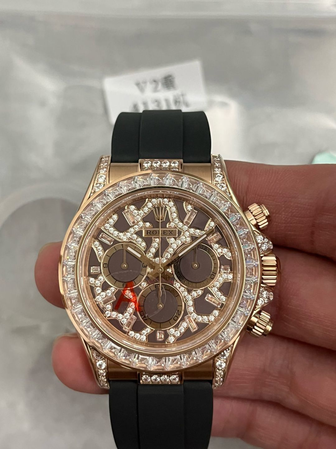 NO:944039,'Real Photos' Giraffe VS Ditong with the same weight is in stock. All series are available, 132g-138g (the length of the tape determines the weight) - 4131 integrated movement,19860909《实拍图》长颈鹿 VS同款克重迪通拿到货 全系列有货 132g-138g（胶带长短决定重量）-4131一体机芯,,Watch