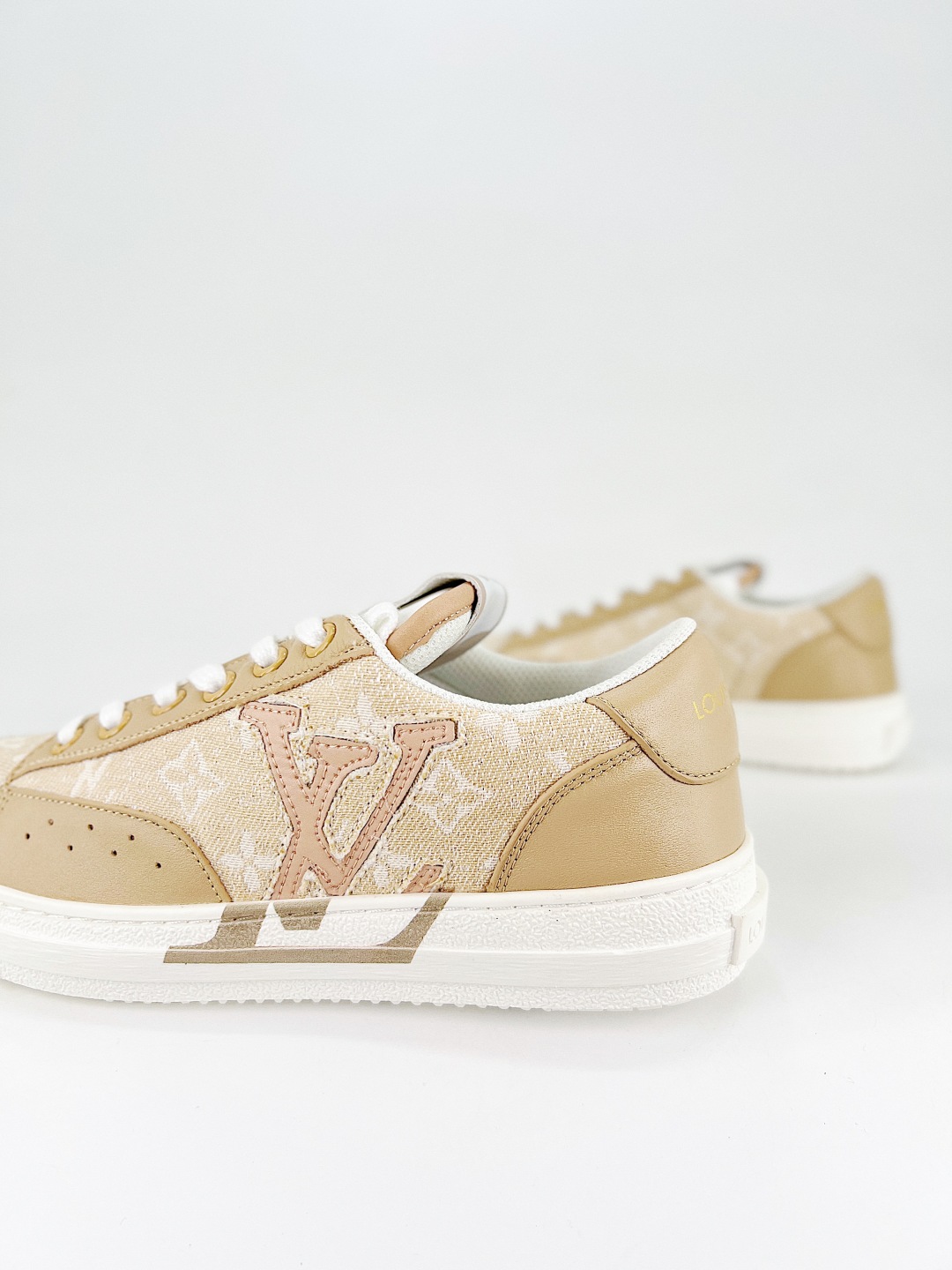 Louis Vuitton 轻奢单品 轻奢单品【代购级别】ZP级全套包装 LV Trainer 最新配色运动鞋