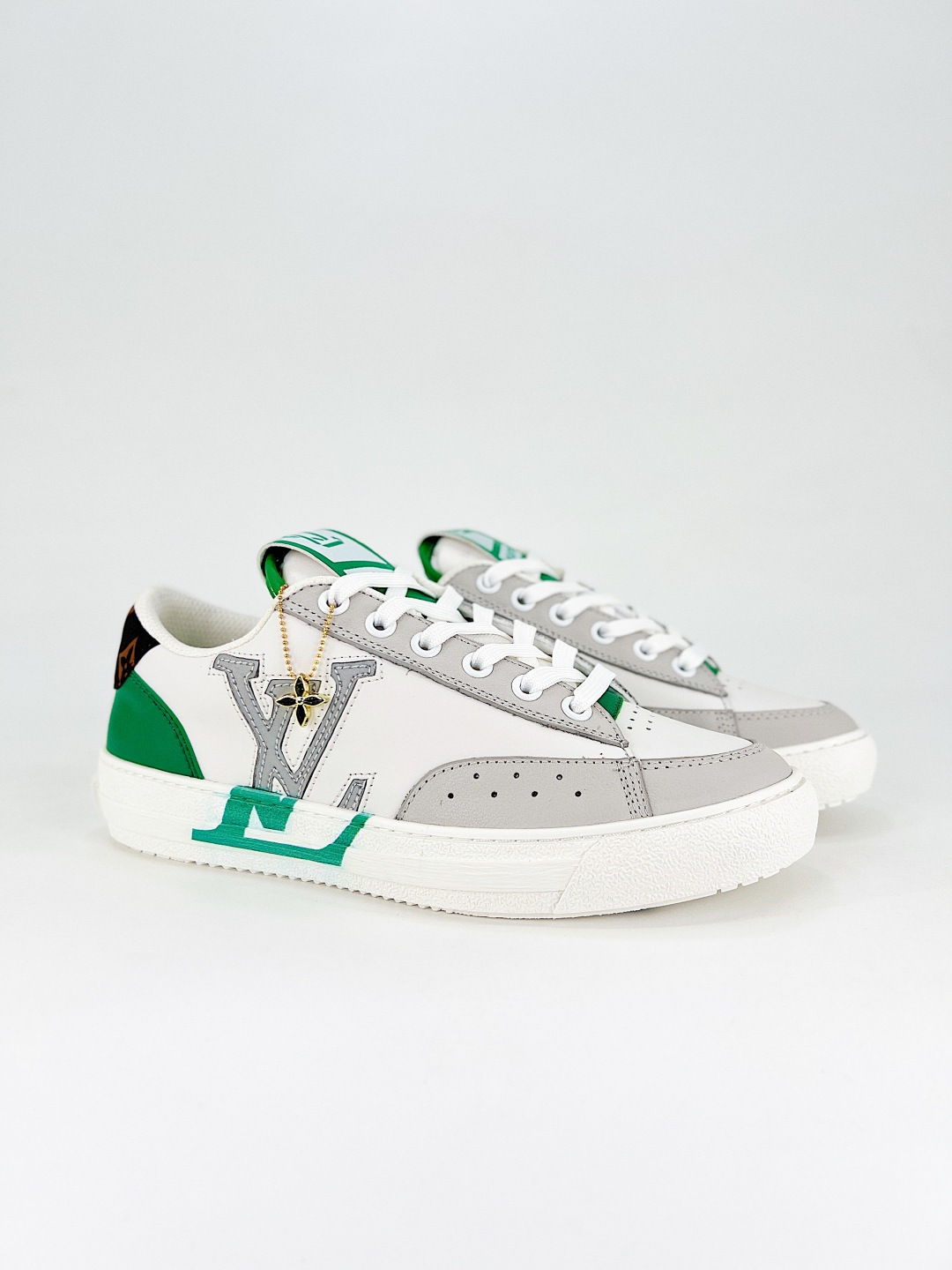 360 Louis Vuitton 轻奢单品 轻奢单品 LV Trainer 最新配色运动鞋