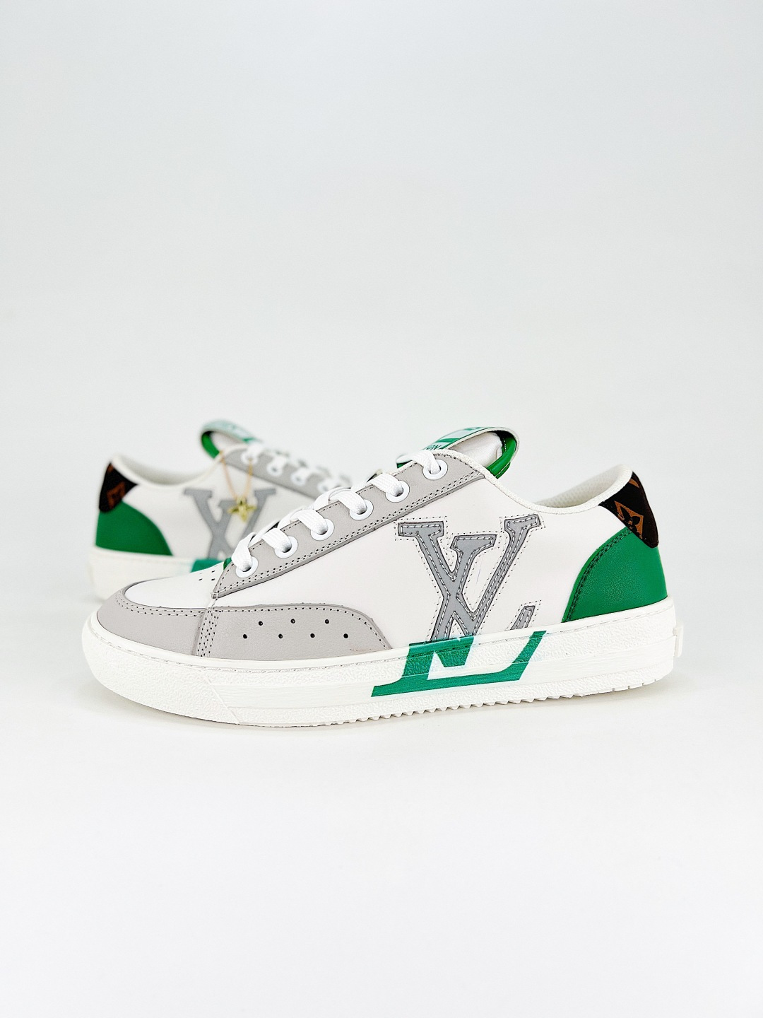360 Louis Vuitton 轻奢单品 轻奢单品 LV Trainer 最新配色运动鞋
