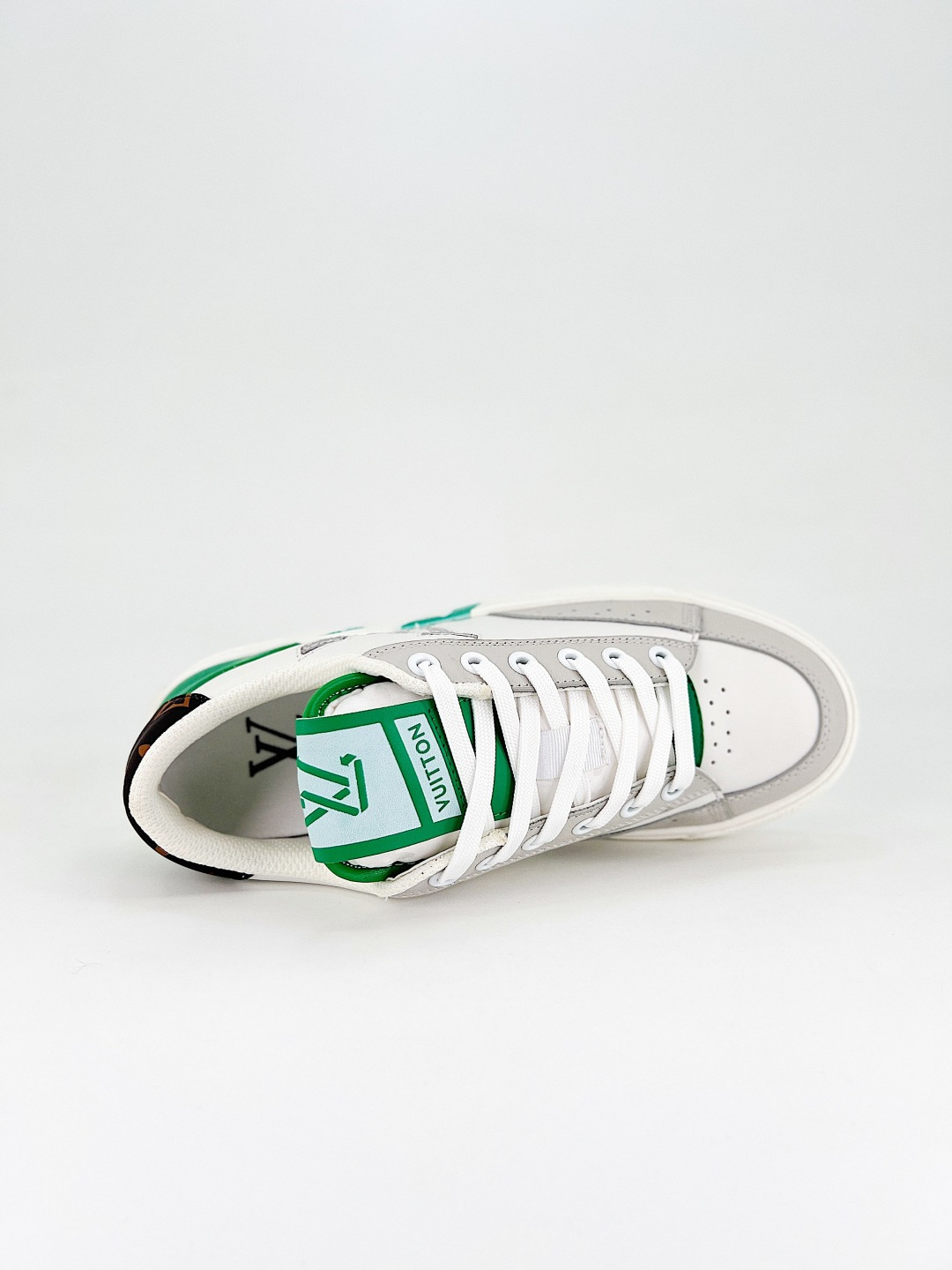 360 Louis Vuitton 轻奢单品 轻奢单品 LV Trainer 最新配色运动鞋