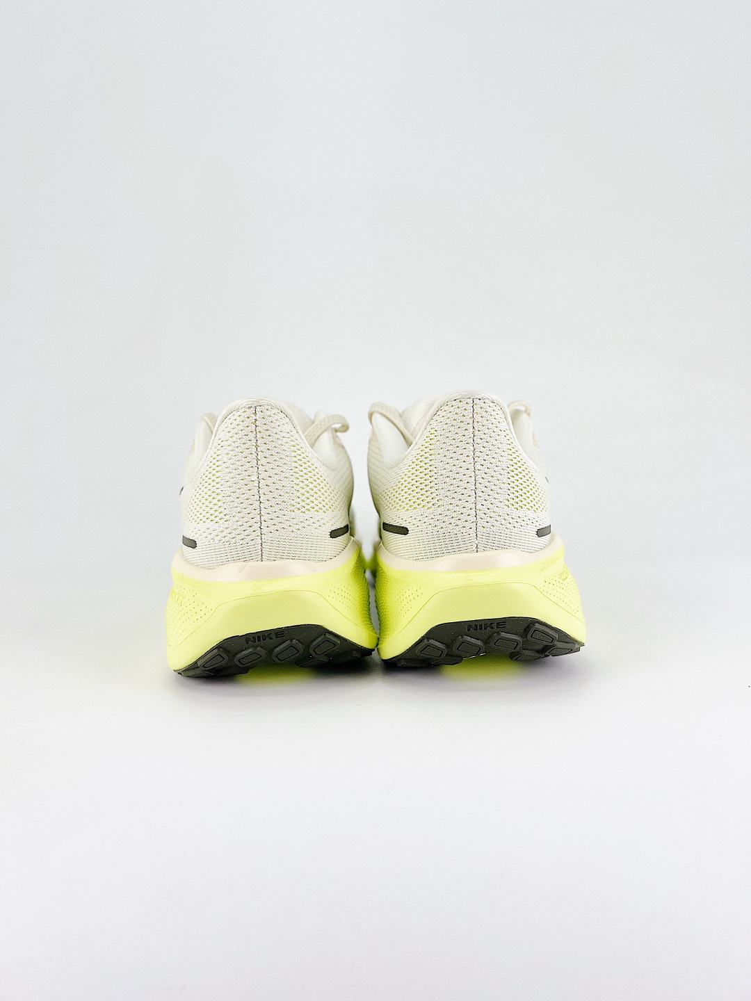 P200Nike Air Zoom PEGASUS 41 GTX 登月跑鞋 网面透气跑步鞋 FD2722-109
