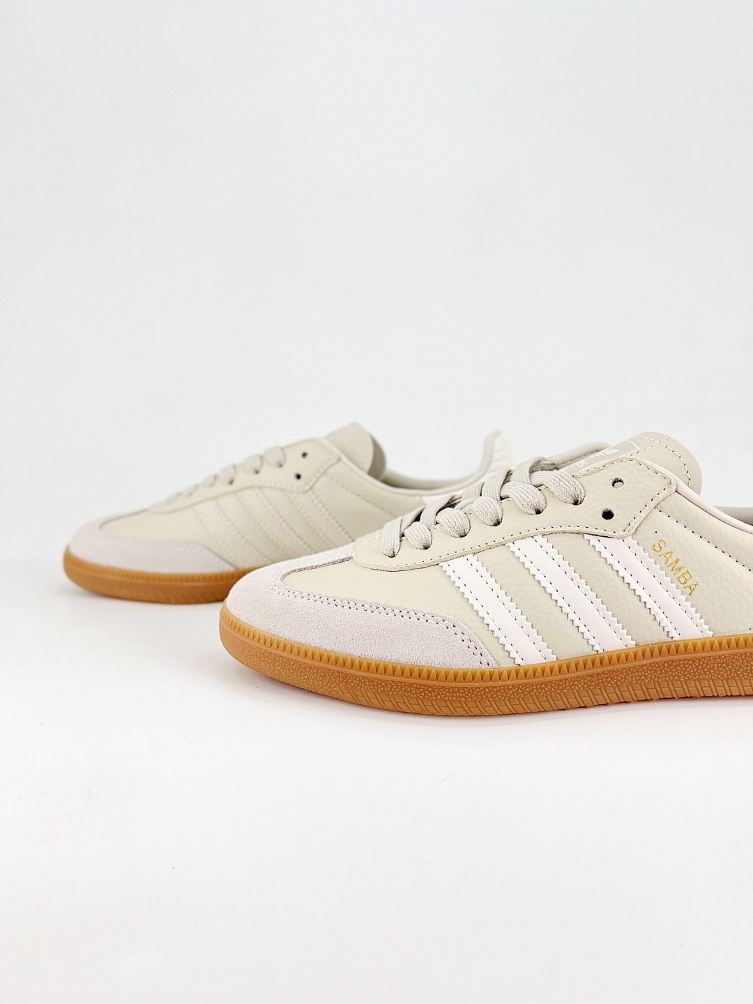 Addis Original Samba VEFGAN复古单品 复古桑巴板鞋 IE7013-莆田鞋,莆田鞋货源,高仿鞋,高仿鞋货源,安福档口,莆田高仿鞋,莆田鞋批发,高仿鞋批发,莆田高仿运动鞋,高仿运动鞋,莆田运动鞋 Addis Original Samba VEFGAN复古单品 复古桑巴板鞋 IE7013