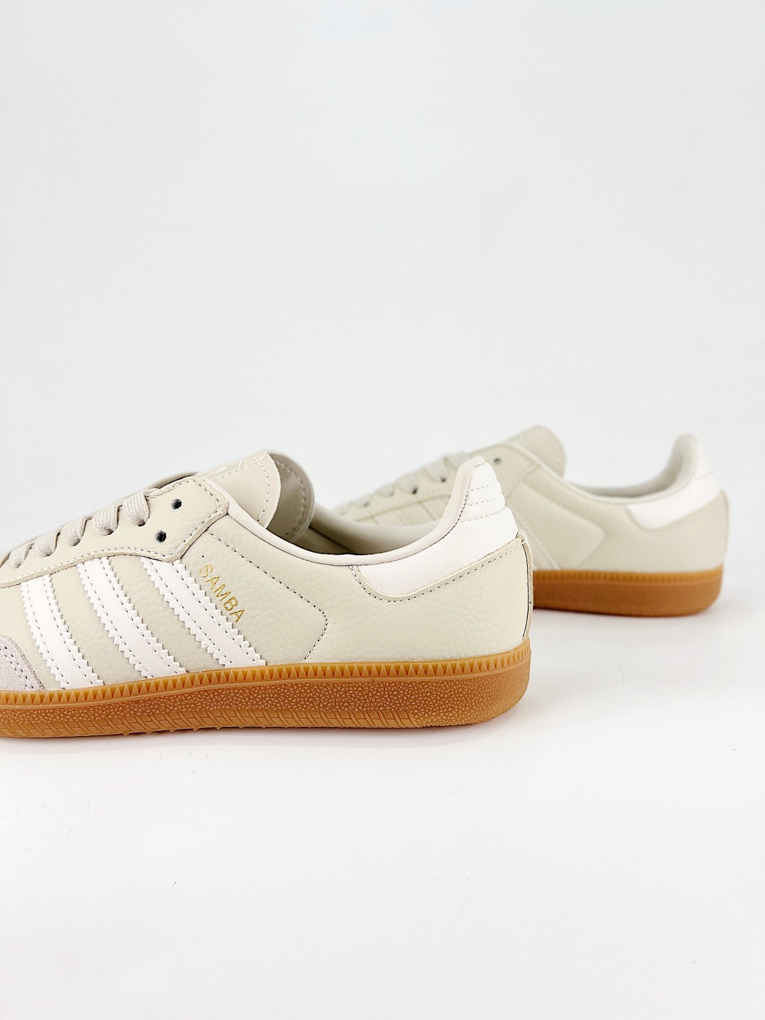 Addis Original Samba VEFGAN复古单品 复古桑巴板鞋 IE7013-莆田鞋,莆田鞋货源,高仿鞋,高仿鞋货源,安福档口,莆田高仿鞋,莆田鞋批发,高仿鞋批发,莆田高仿运动鞋,高仿运动鞋,莆田运动鞋 Addis Original Samba VEFGAN复古单品 复古桑巴板鞋 IE7013