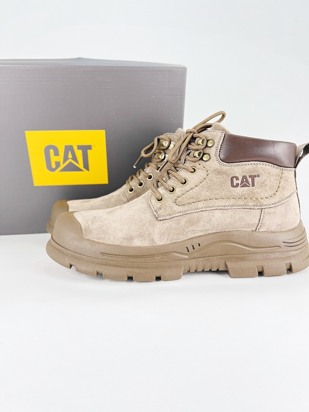 _dq89soVn_e6npy0ut6w5oXSwGmVSMeXzF3fmGmg