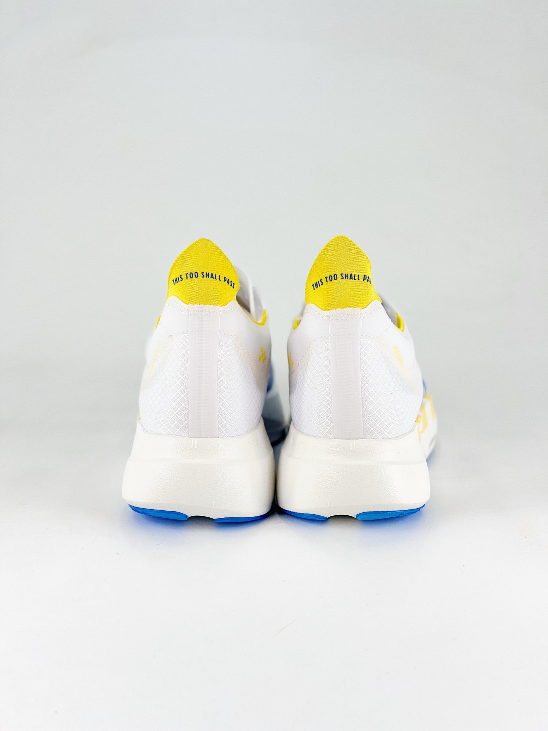 💰290 支持
adidas Adizero Adios Pro 4 舒适百搭防滑耐磨 低帮跑步鞋 
货号：KI4439
尺码：36 36.5 37.5 38 38.5 39 40 40.5 41 42 42.5 43 44 45 46