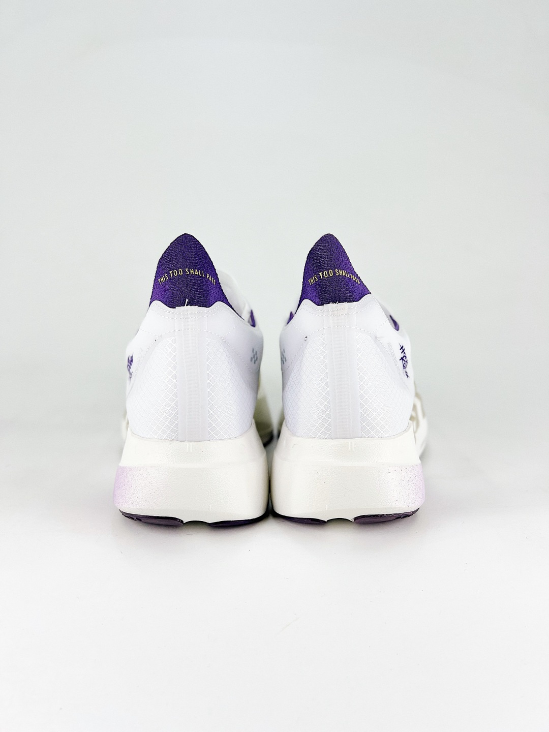 💰290 支持
adidas Adizero Adios Pro 4 舒适百搭防滑耐磨 低帮跑步鞋 
货号：KH6359
尺码：36 36.5 37.5 38 38.5 39 40 40.5 41 42 42.5 43 44 45 46