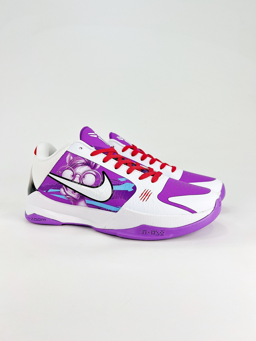 _dtR9sA8sIrB_LDgre3gGsk16qejAYKS0KRM3ZLA