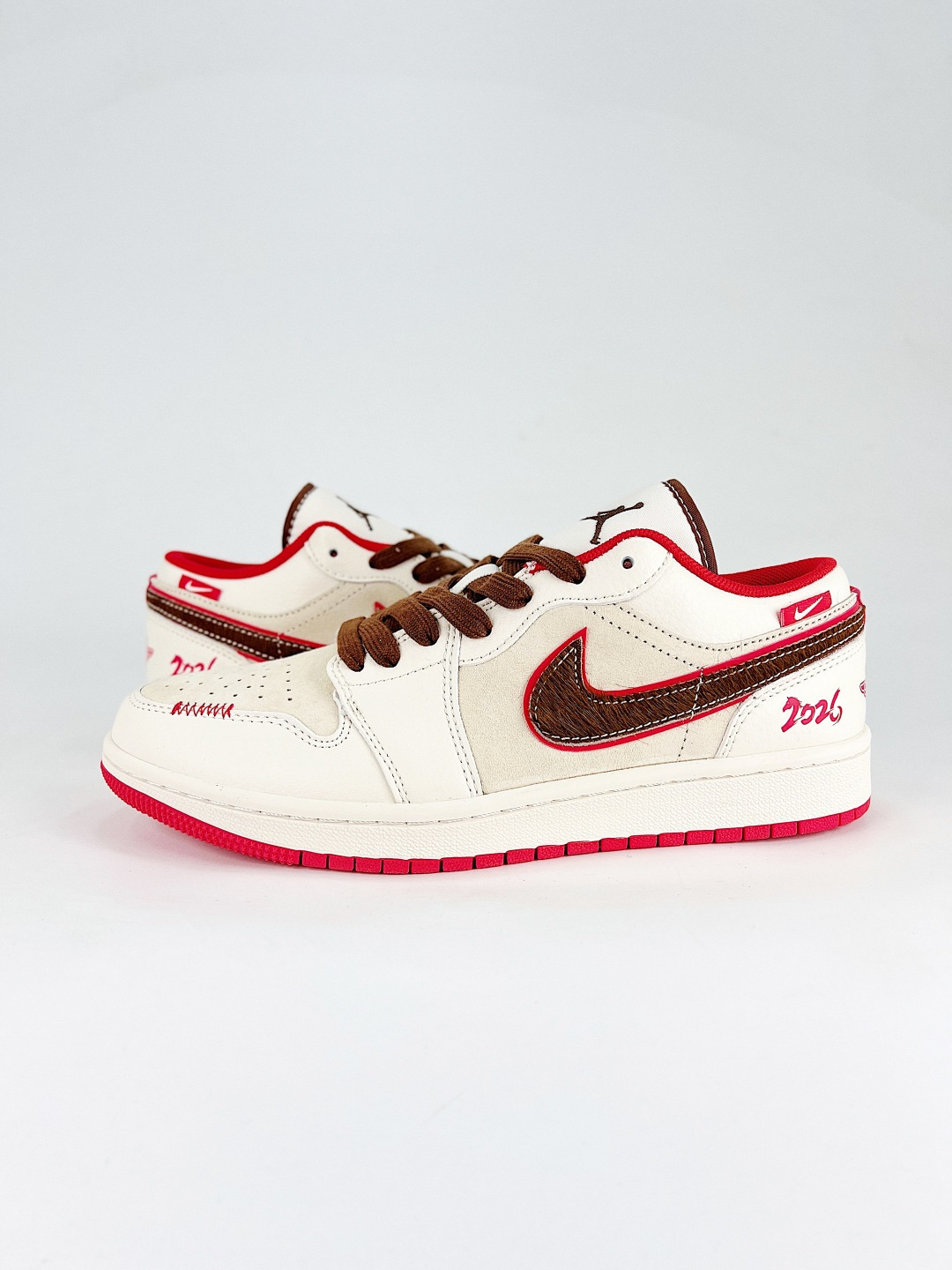 _dv29s5E4tp3wnA1_EfV-DseE8vWYmJixdOKz1EA