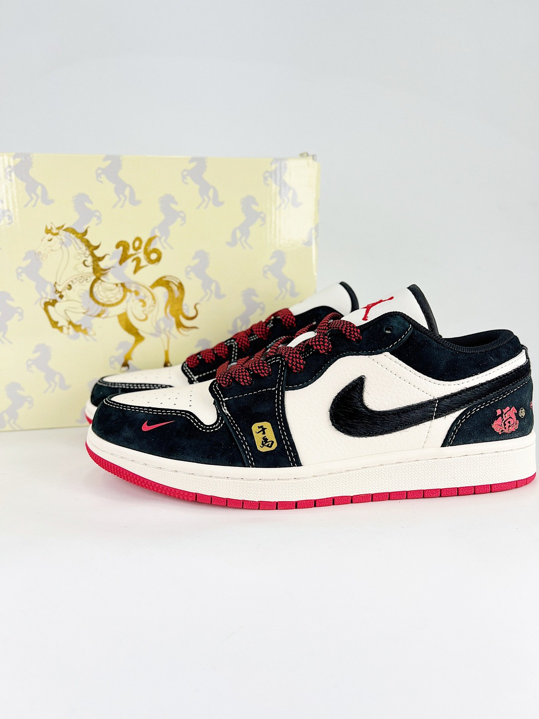 _dtn9s9v28N-famkyrOhu9BBdZMtOzteJMNmRCBA