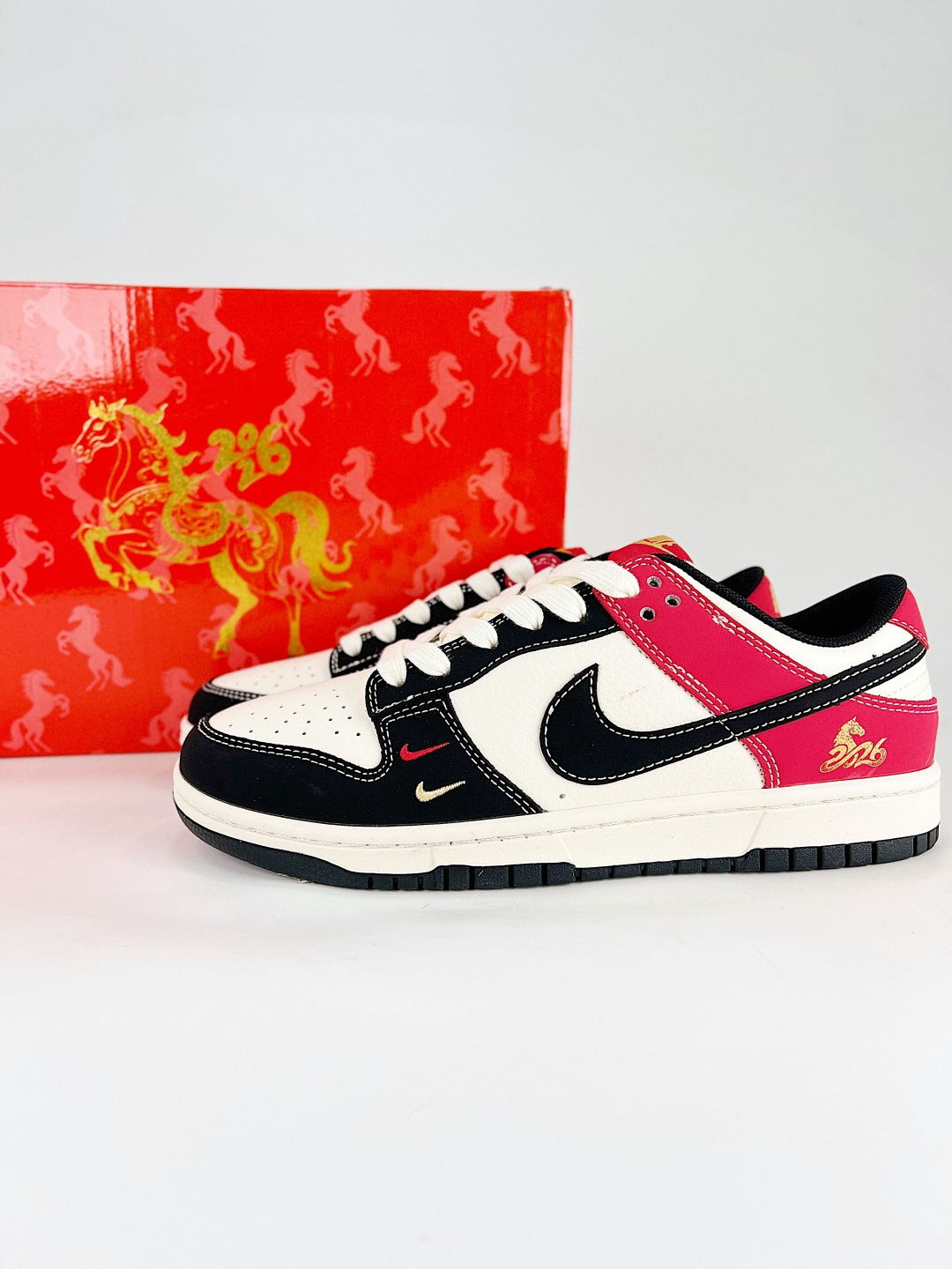 _dkY9sS4ga-7rwntXA5gEDaxyYSlBUoN42g0wtqw