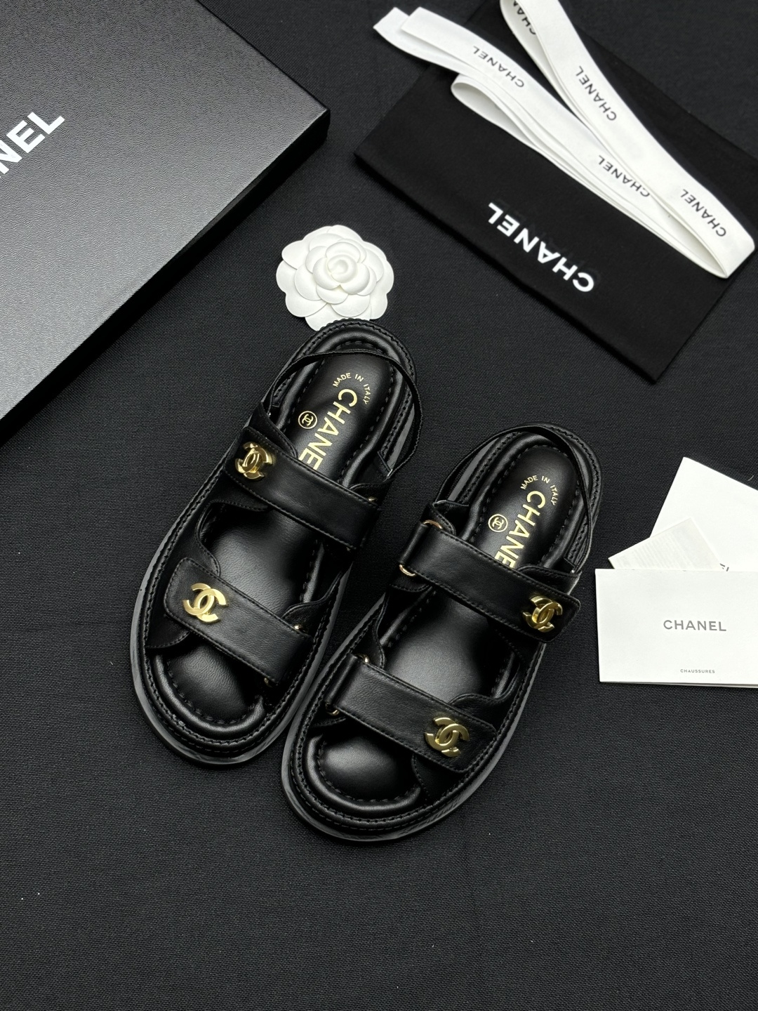 NO:869448,Black model｜The king of cool and slimming, classic black + gold buckle has its own elegance, the upper foot can be transformed into a 30-70 ratio in seconds, it can be held in daily commuting/leisure, sandals, sandals19860909黑色款｜酷飒显瘦王者,经典黑+金扣自带贵气,上脚秒变三七分比例,日常通勤/休闲都能hold住,凉鞋,sandals,Women's Shoes