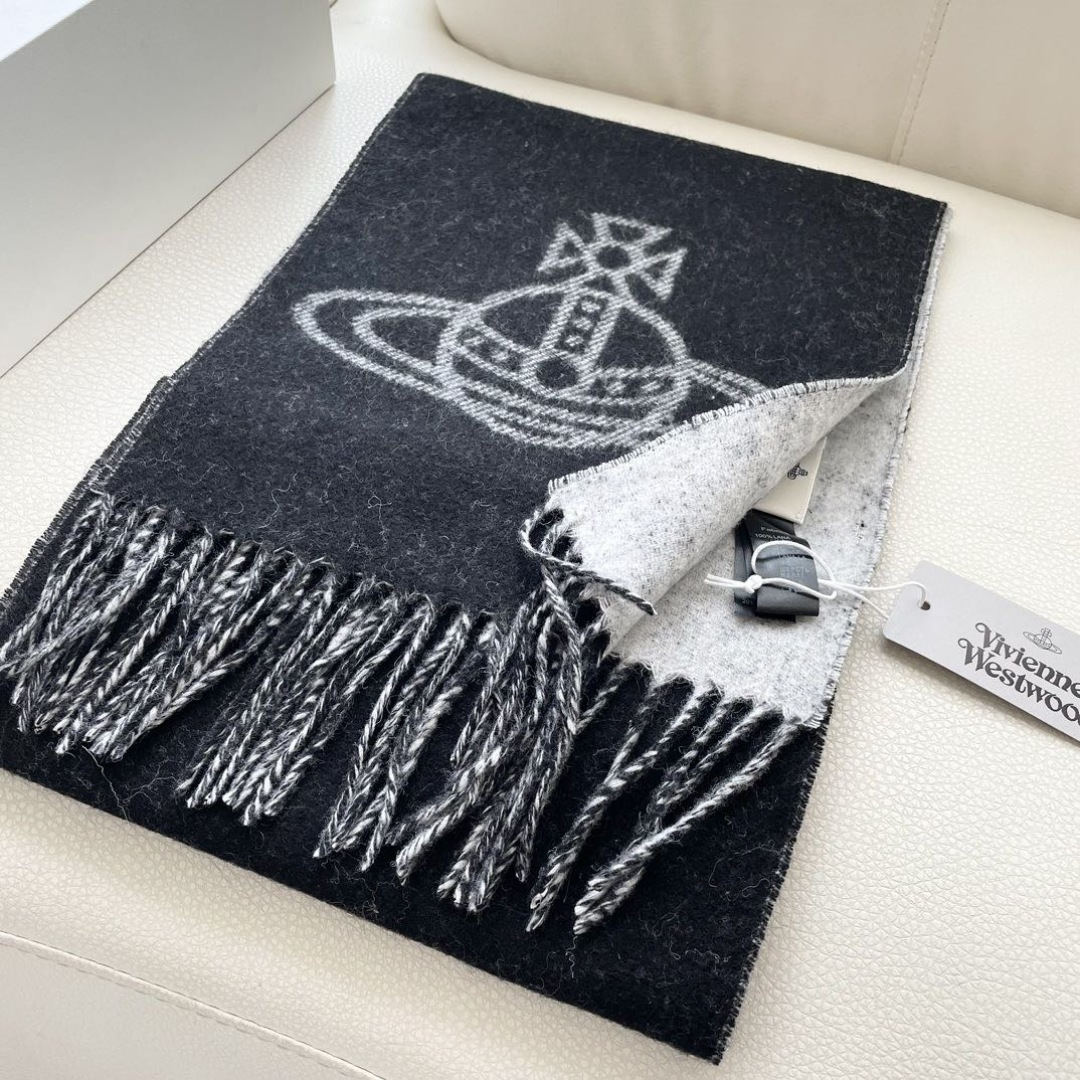 ✨✨英国朋克教母“西太后Vivienne Westwood”最爱的土星❗❗从精神上，Vivenne We